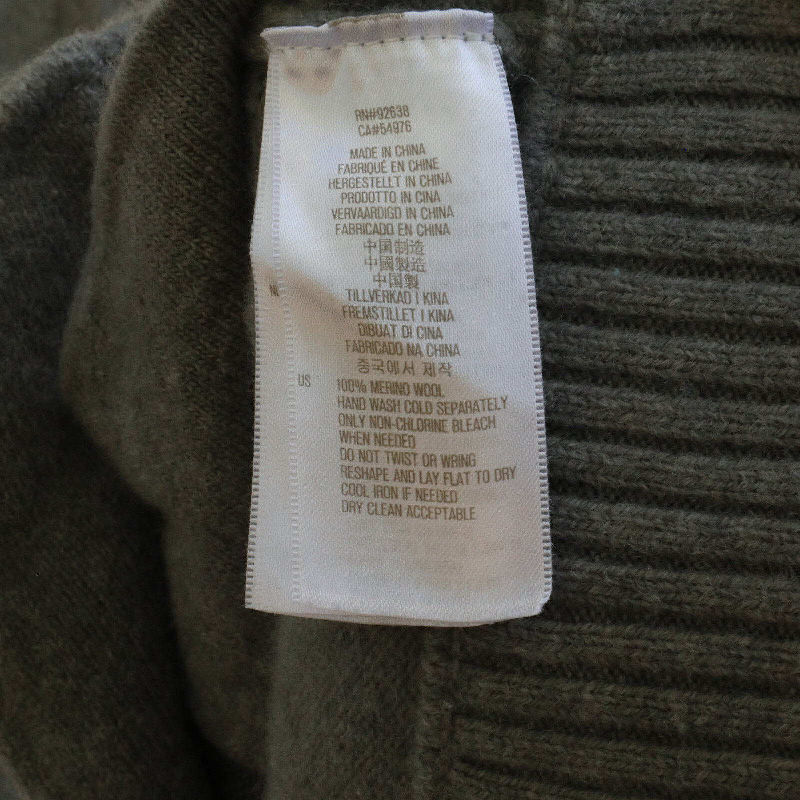 100% Merino Wool Size Small Fossil Sweater