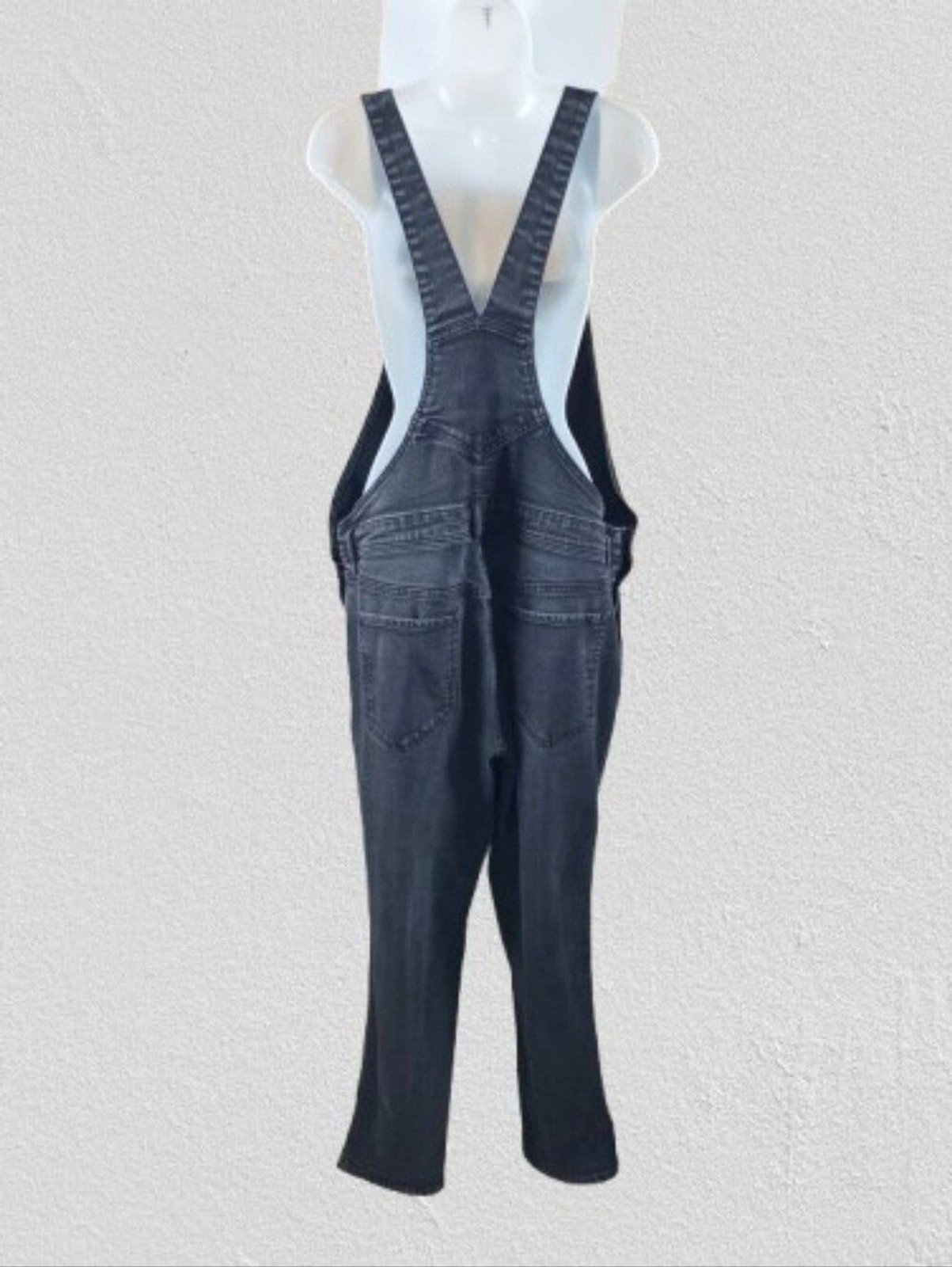 Old Navy Slouchy Straight Black Denim Overalls with Front Pocket Wmn’s 16
