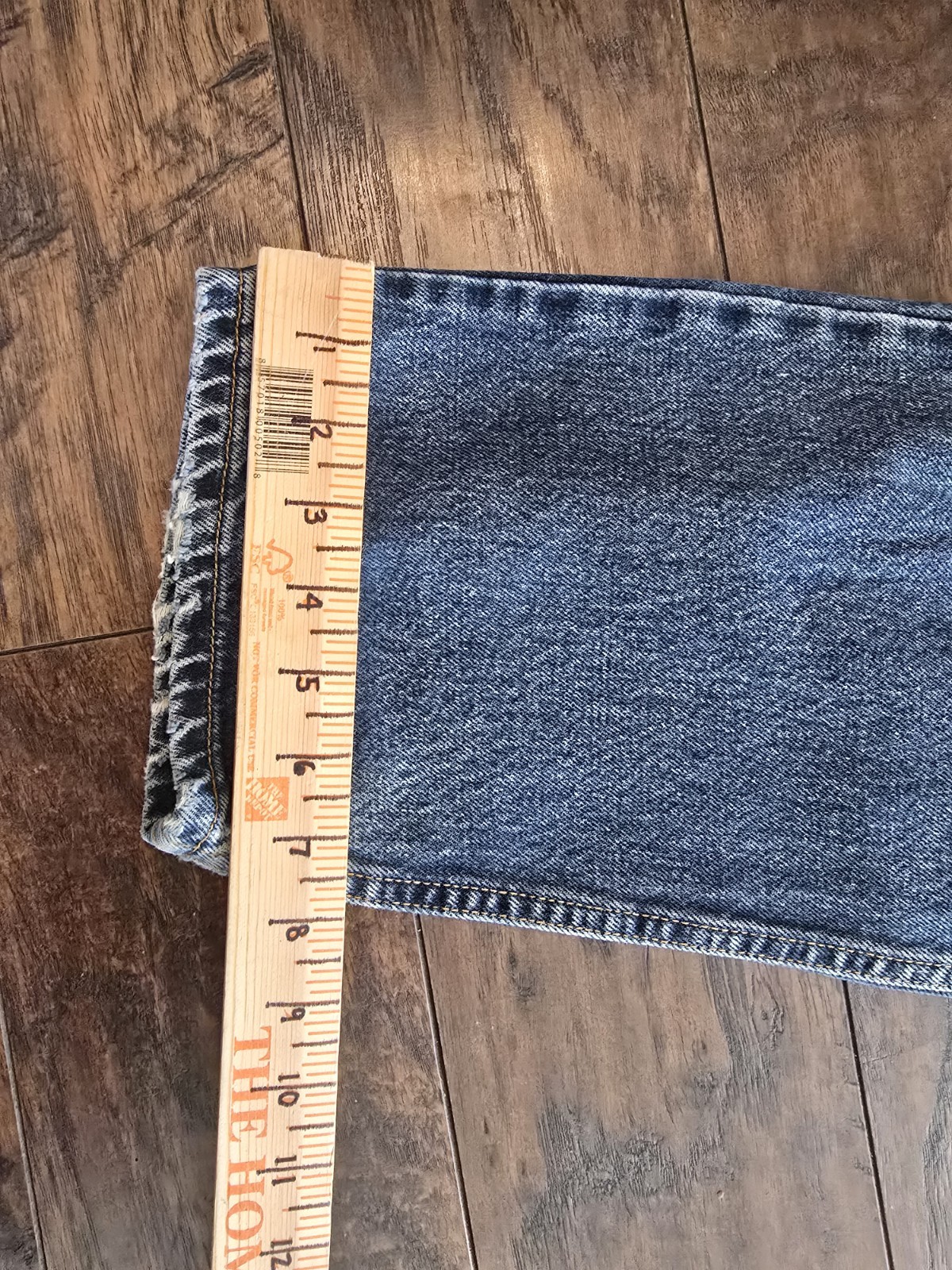 Levi’s 550 Relaxed Fit men’s jeans size 34×32. Paint Stains.LL-509. 1990