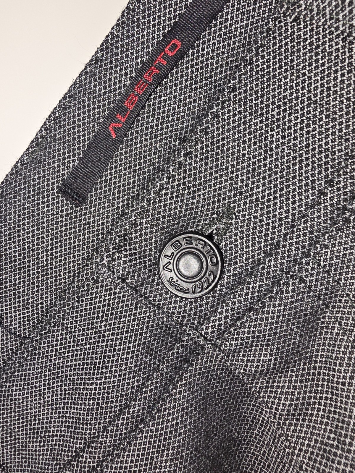 Alberto Ceramica Mens Gray Pipe Tech Dress Pants. Size 32×32