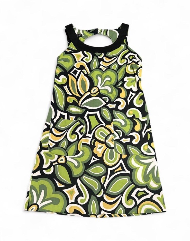 Floral Print 70s Style Dress with Cutout Back Design and Pockets