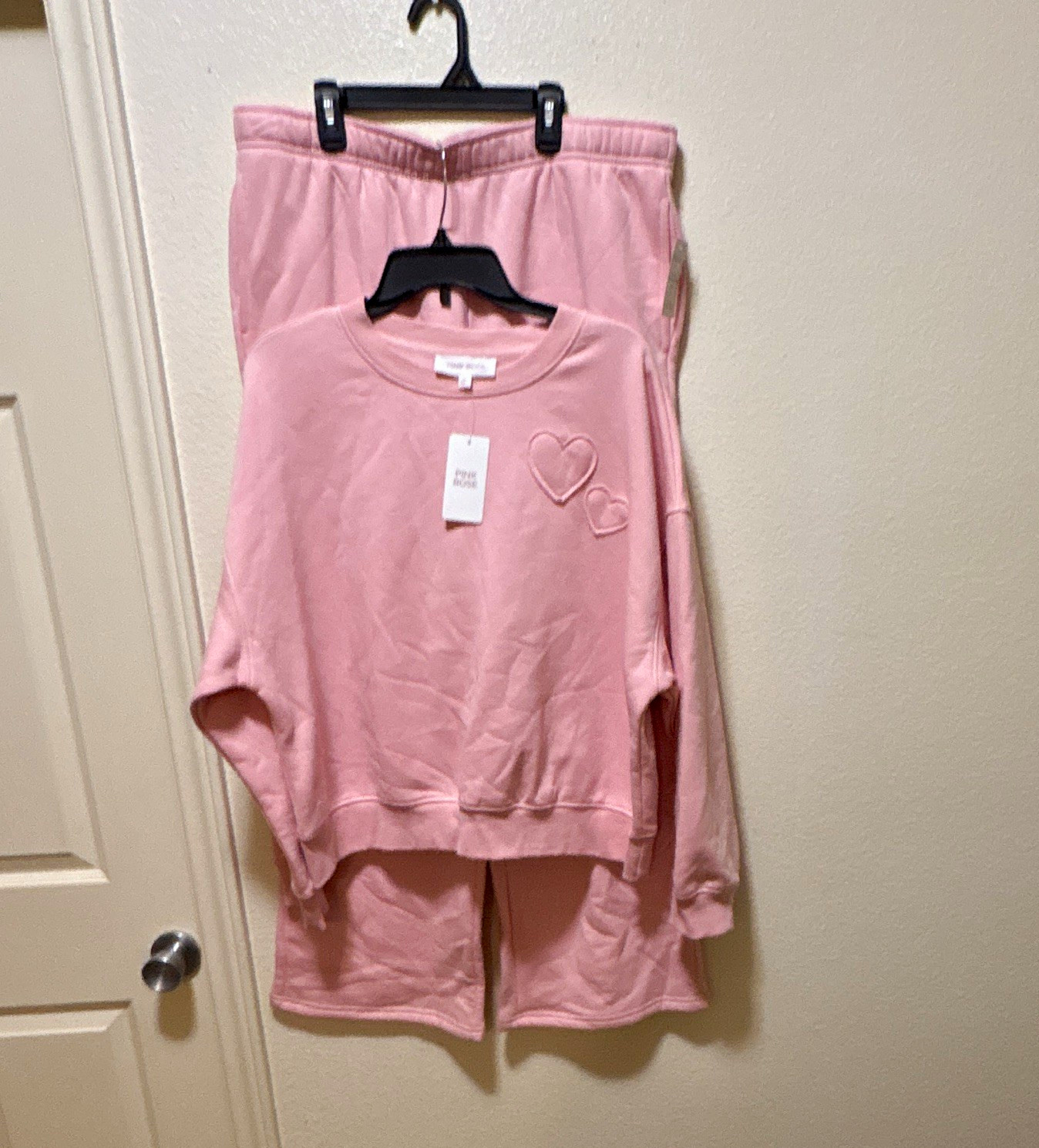 Pink Rose Women’s XL 2pc Heart Sweatshirt & Pants PS6T02565BSO