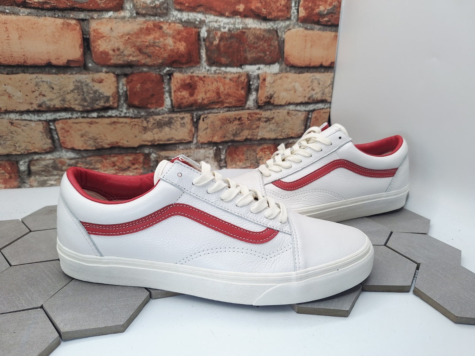 Vans Men’s Sz 11 Old Skool Vintage Leather Blanc De Blanc White Red Cream