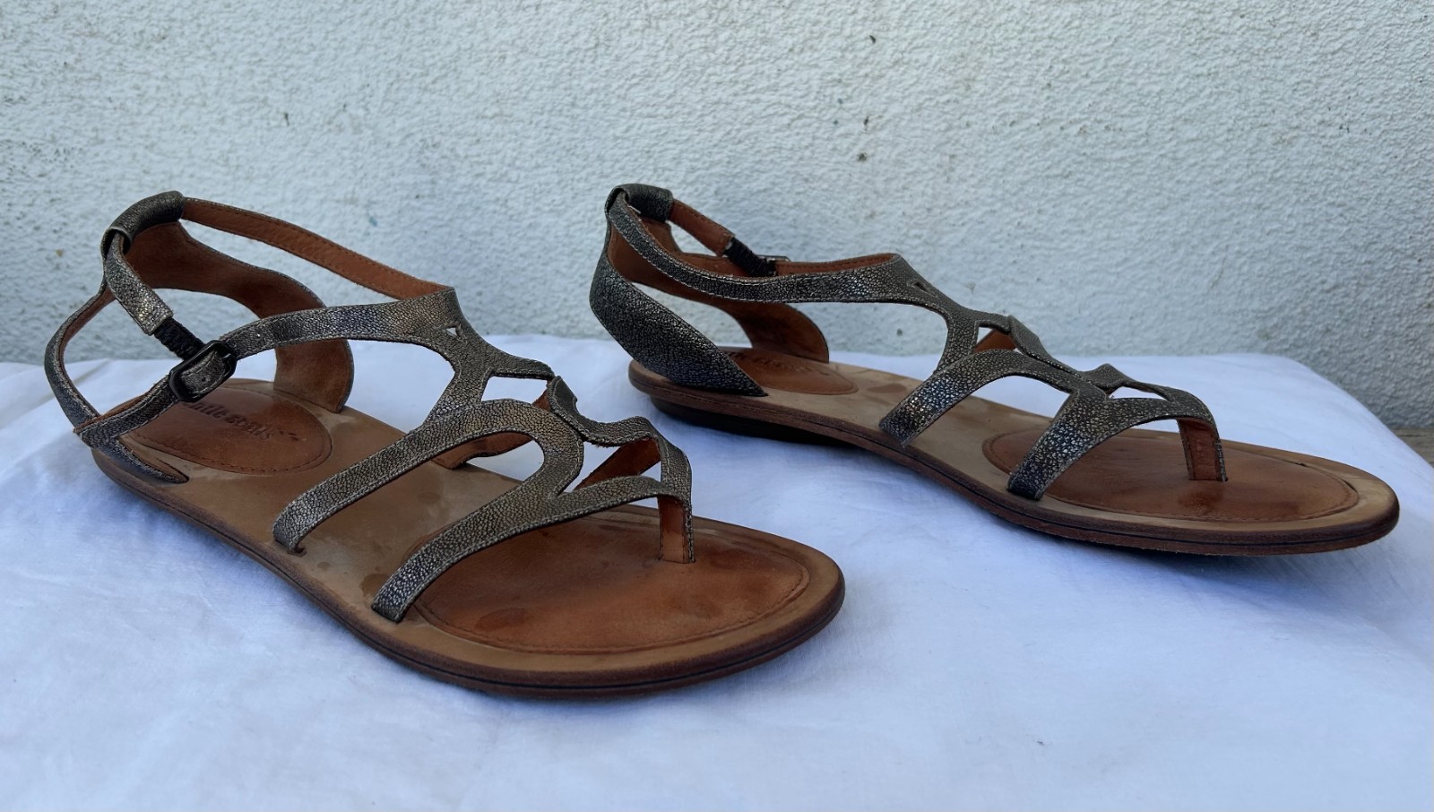 Women’s Gentle Souls Once Upon a Star Gladiator Sandals 8M Metallic Bronze