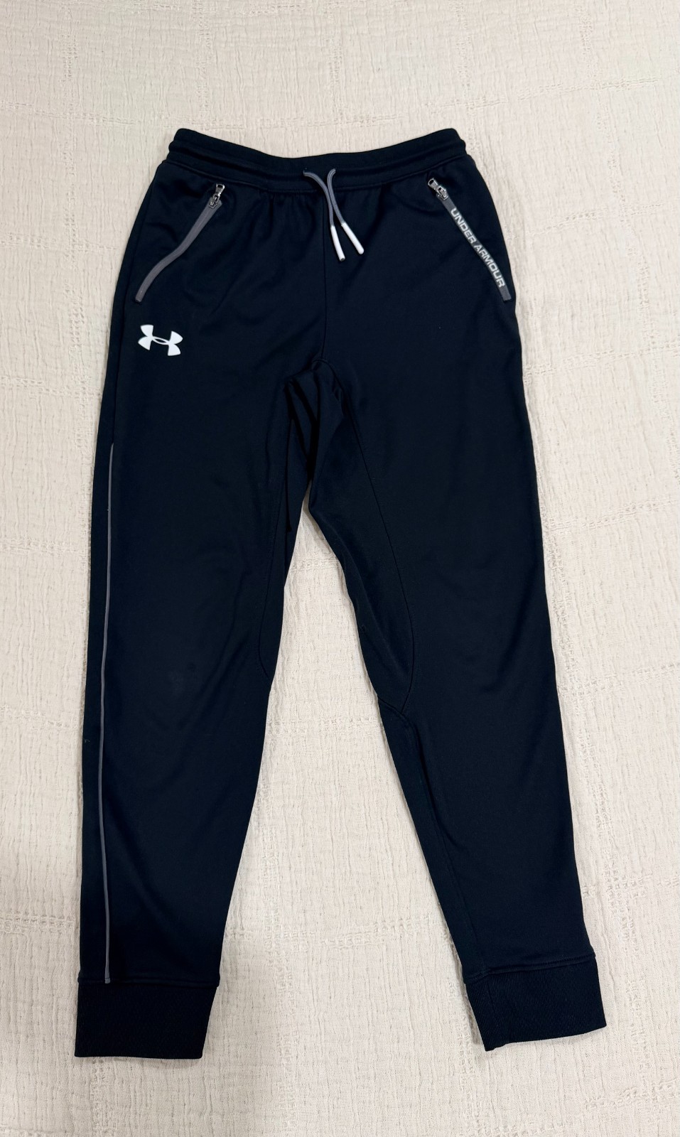 Under Armour Jogger Pants Youth Medium Black Drawstring Waist Running Athletic