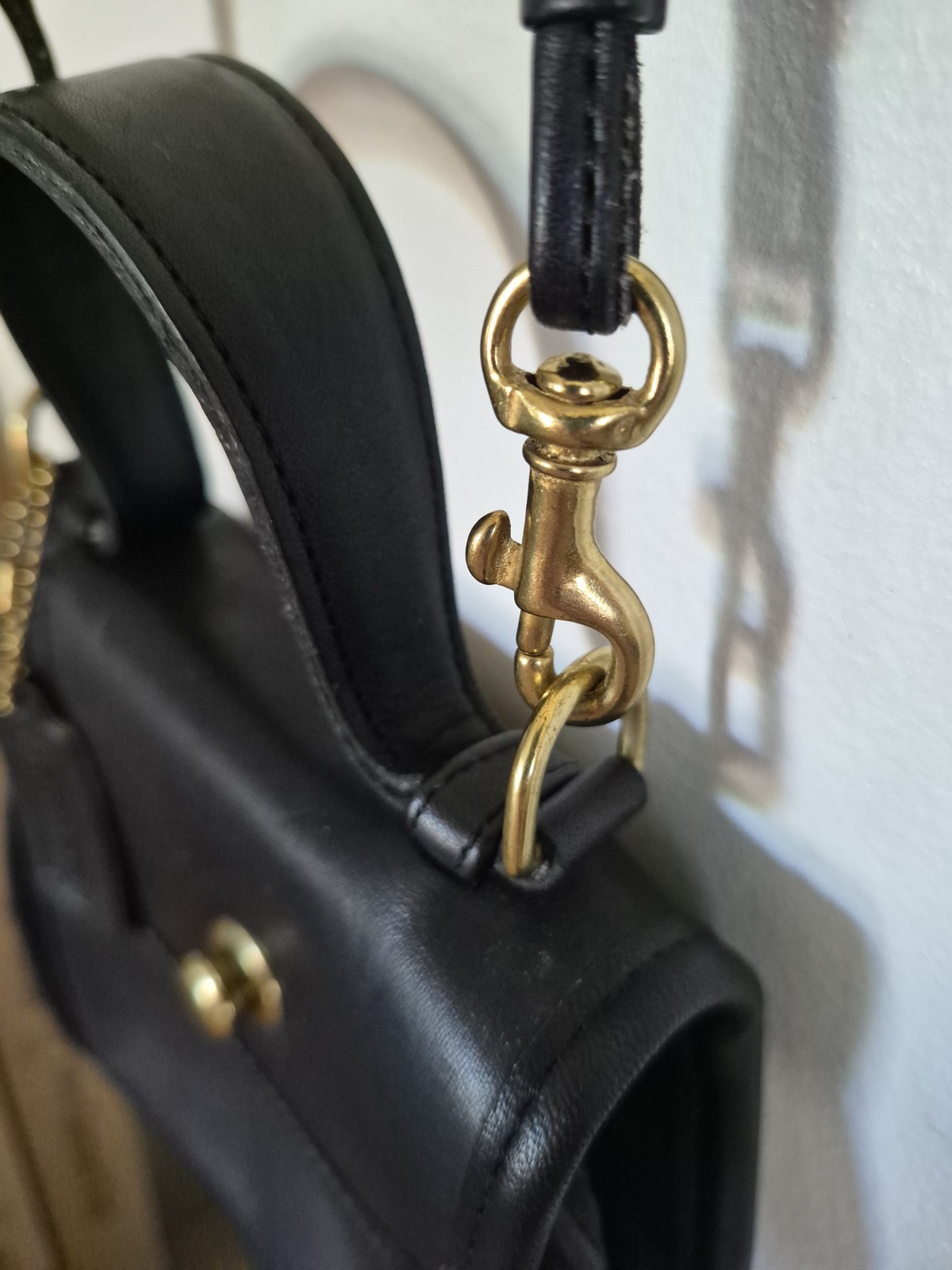 VintageRARE Authenticated Coach DERBY purse Black Turn Lock Crossbody Top Handle