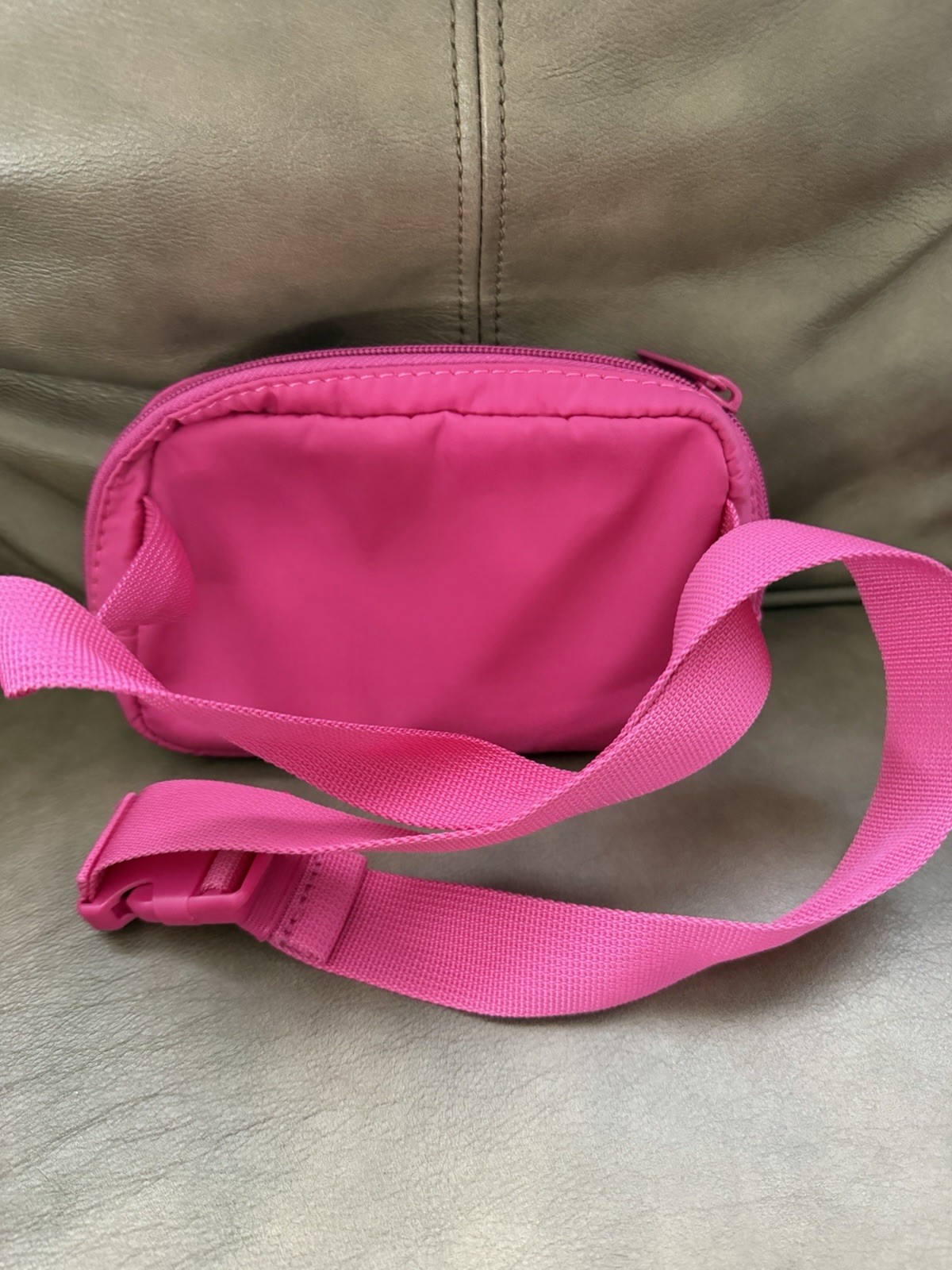 Pink Small Crossbody Bag Zip Closure Adjustable Strap Solid Rectangle Casual