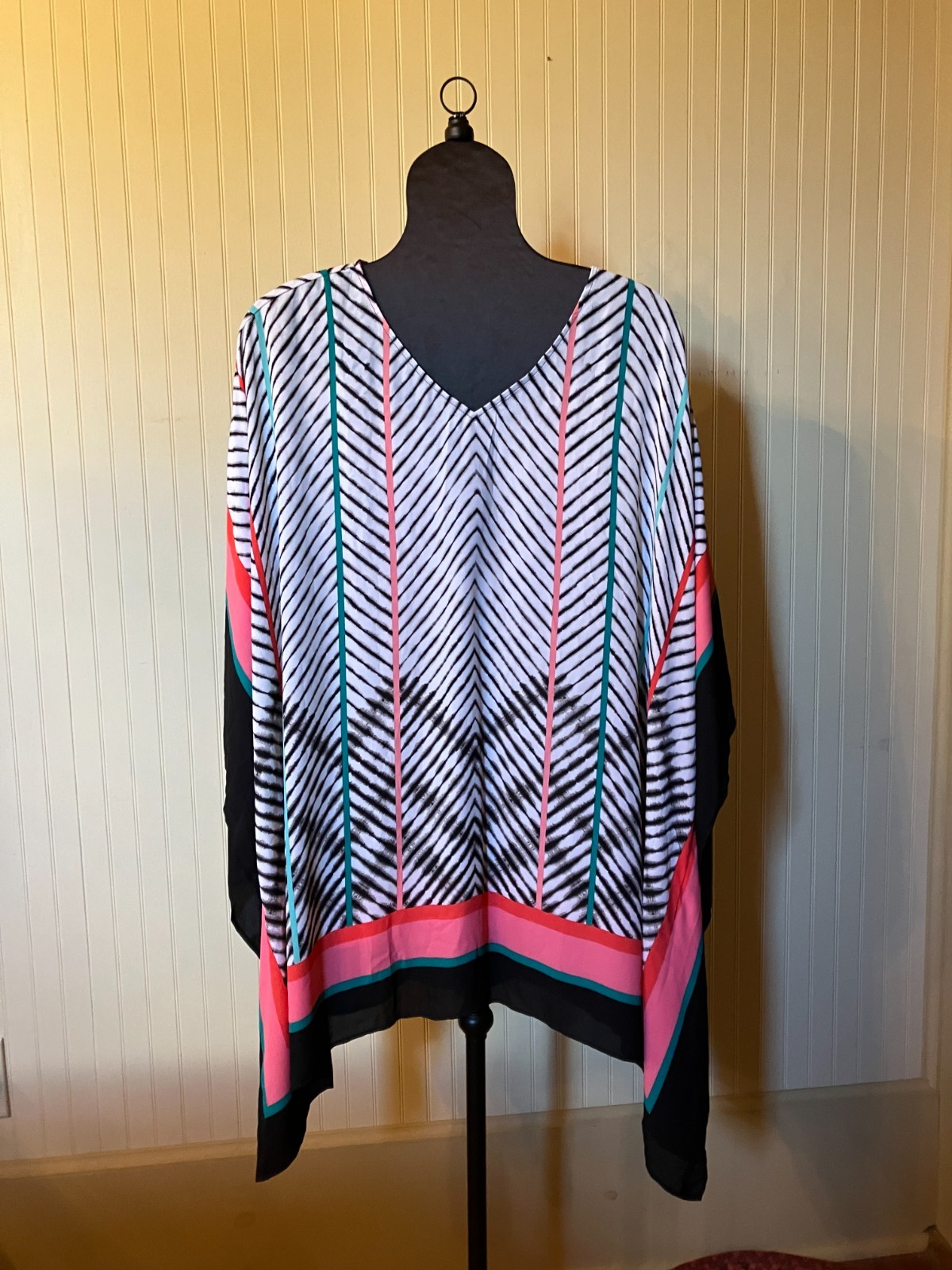 NWT~CATHERINES~2X/3X~Art To Wear~4 PT Hem~BOHO/Hippie Chiffon~Flowy Tunic Blouse