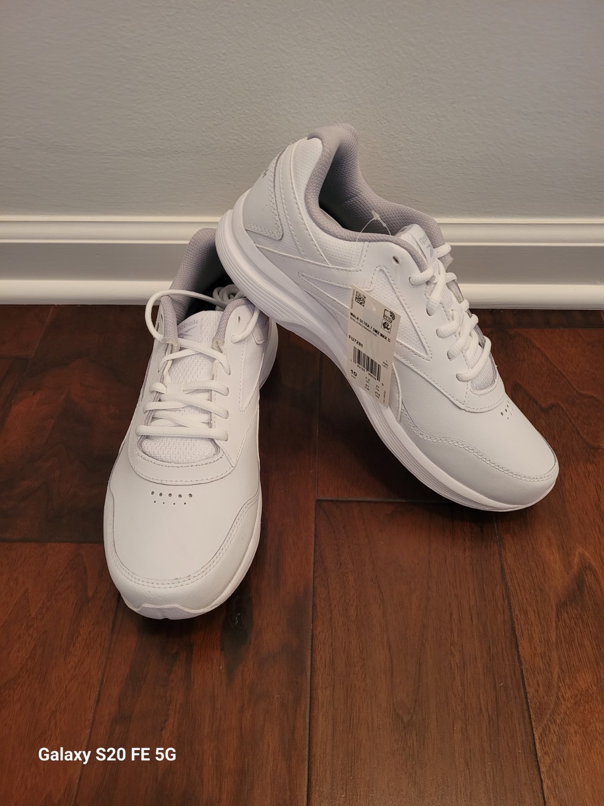 NEW Reebok Walk Ultra 7 DMX MAX D Women’s Size 10 White Lifestyle Sneakers Shoes
