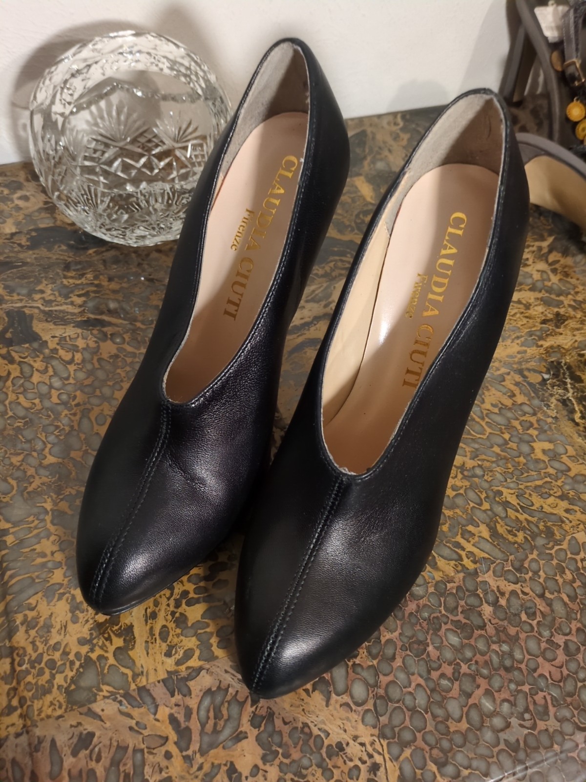 CLAUDIA CIUTI FIRENZE BLACK STILETTO HEELS SIZE 7 M ITALIAN ALL LEATHER PUMPS