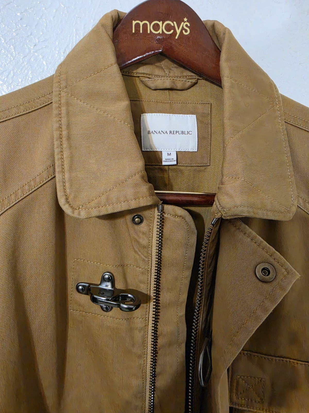 Banana Republic New Fireman Clasp Field Jacket (medium), khaki beige