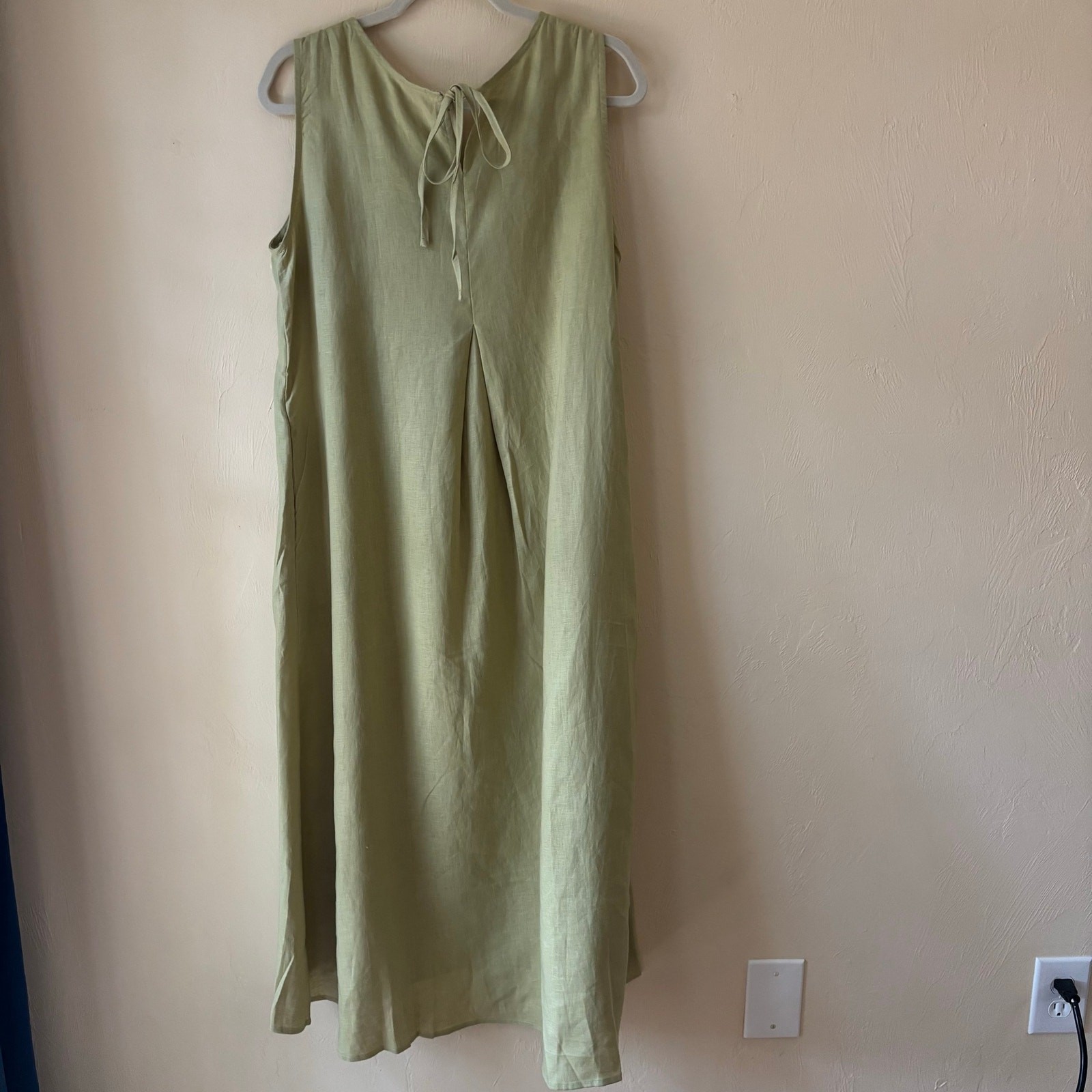 NWT LINTICO 100% Linen Sleeveless A-Line Maxi Dress Sage Apple Green