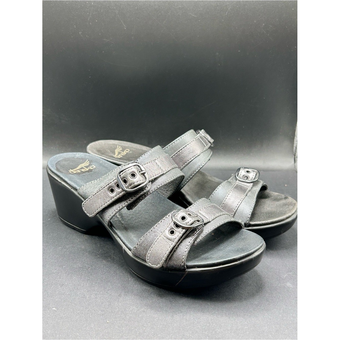 Dansko Jessie wedge sandals in a metallic pewter size 38