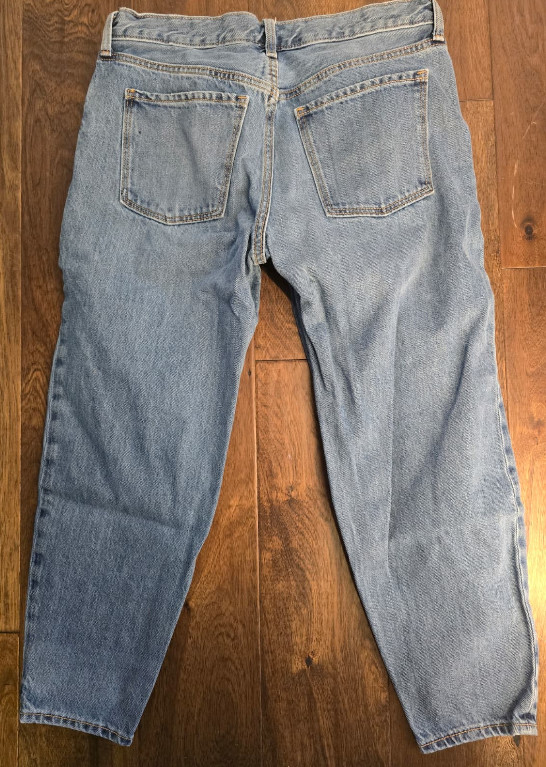 Old Navy Barrel Leg Jeans Womens 6 High Rise Distressed Light Wash Denim