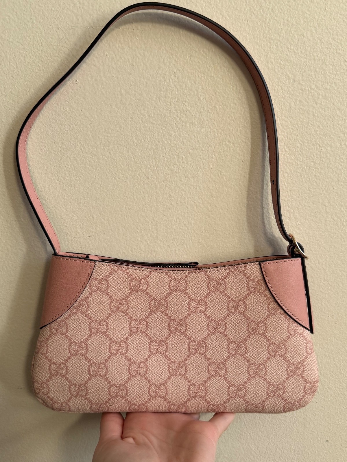 ⭐️NEW⭐️GUCCI GG Emblem shoulder bag ultra-mini women’s pink 7.5x9x0.8×5.1 in