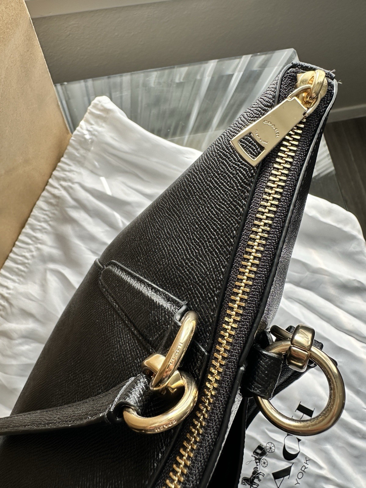 COACH Ava Tote Crossgrain Leather black woman