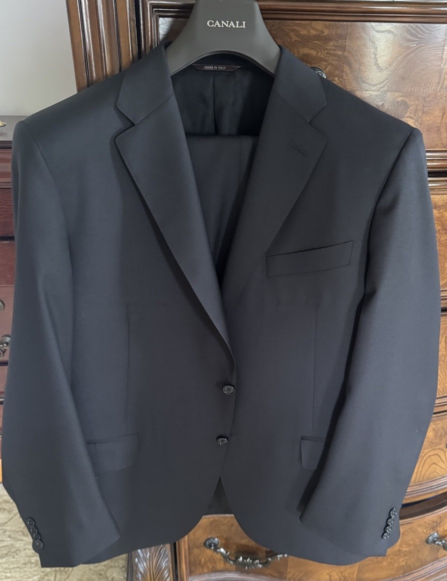 Canali Solid Wool Black Suit Size US 46R / EU 58 MSRP $2295