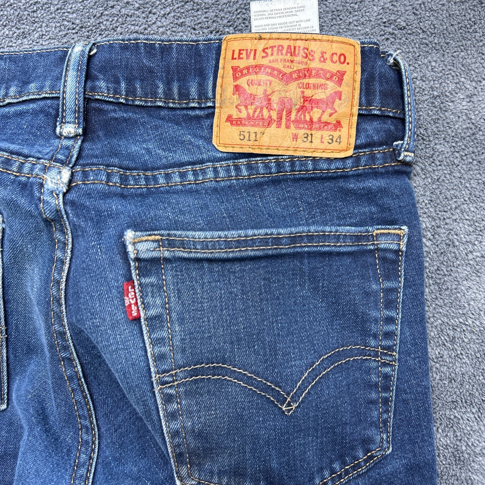 Levis 511 Jeans Mens W31 L32 Dark Blue Wash Slim Tapered Stretch Distressed