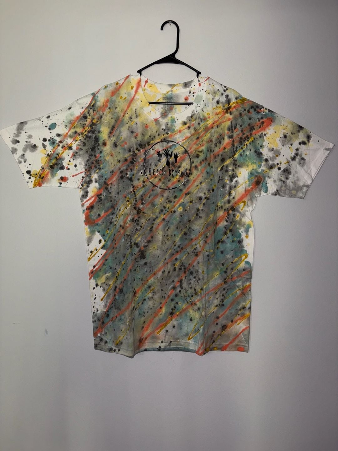 Kirkland Signature Reach Beyond Custom Paint Splatter T-Shirt XL