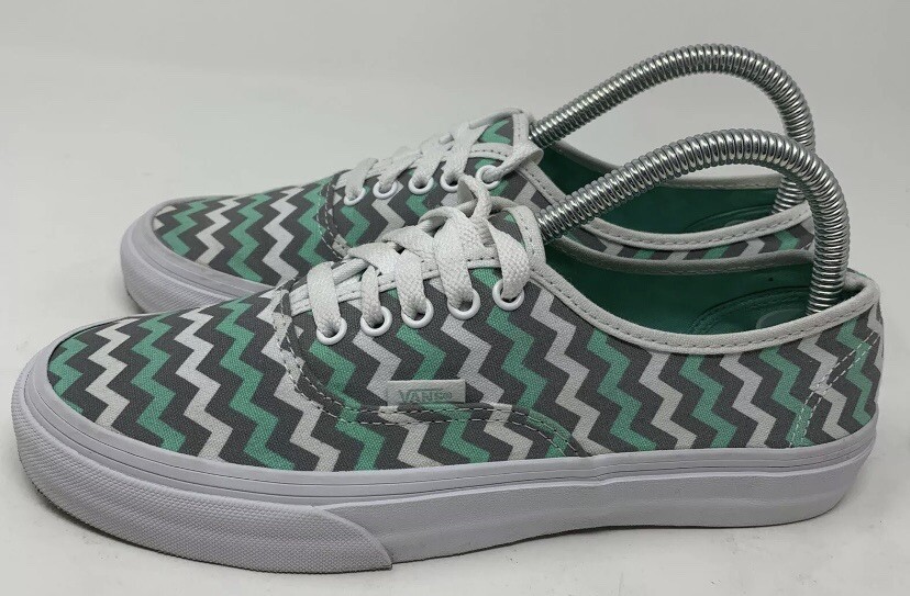 $70 Vans Off the Wall Chevron Green & Grey Shoes Men 6.5 Women 8 Sneakers