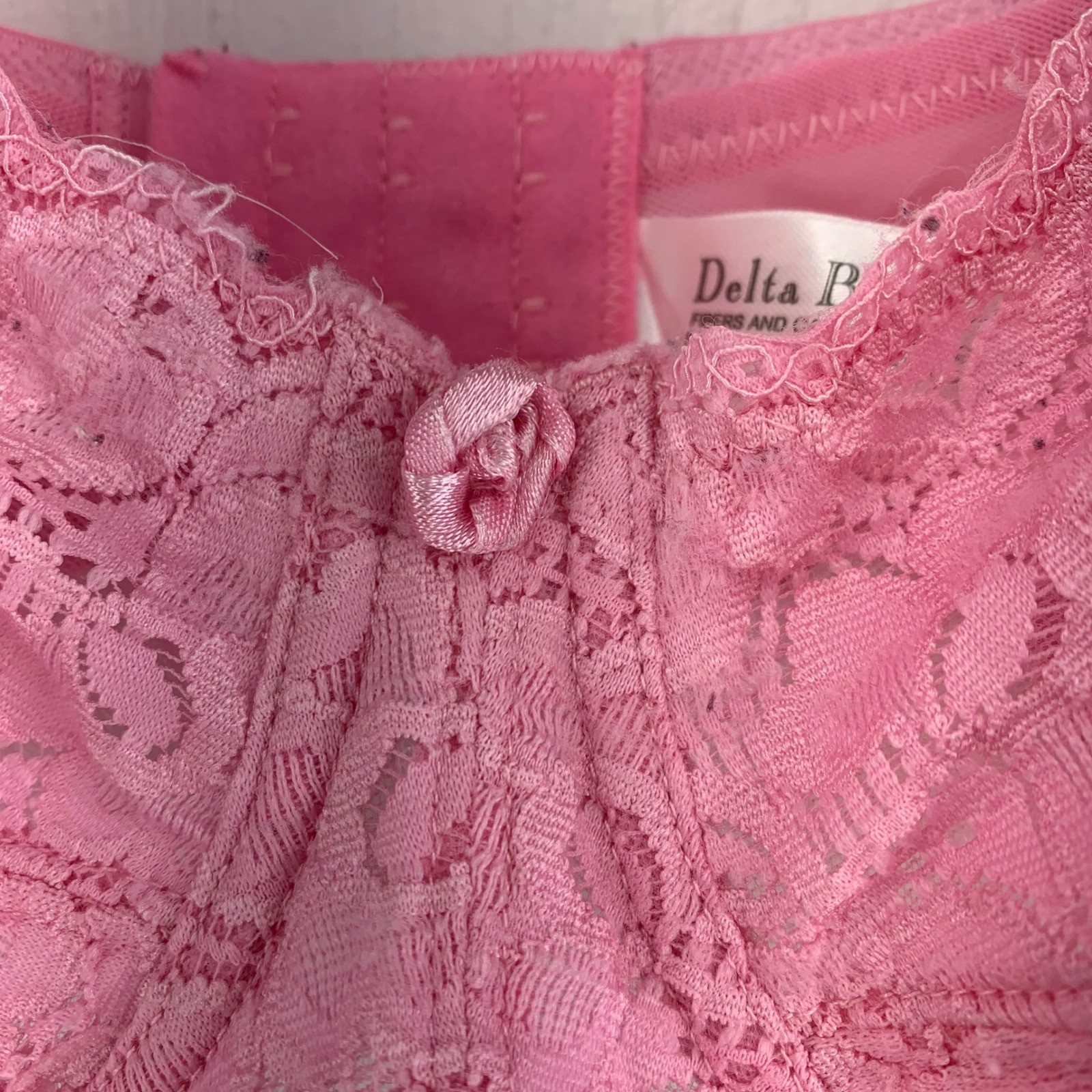 Delta Burke Womens Pink Floral Lace Underwire Bra Full Coverage 36D 2382-49
