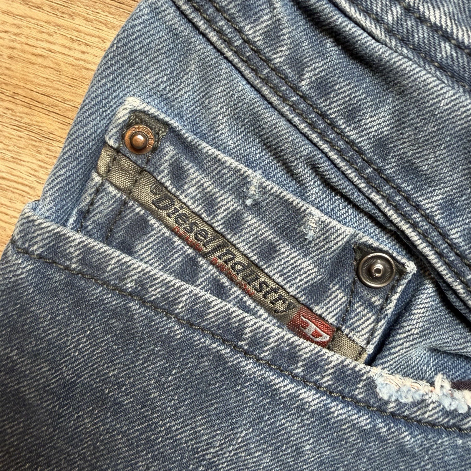 Diesel Iakop Jeans Men 32×32 Blue Slim Tapered Industrial Wash Distressed 0811K