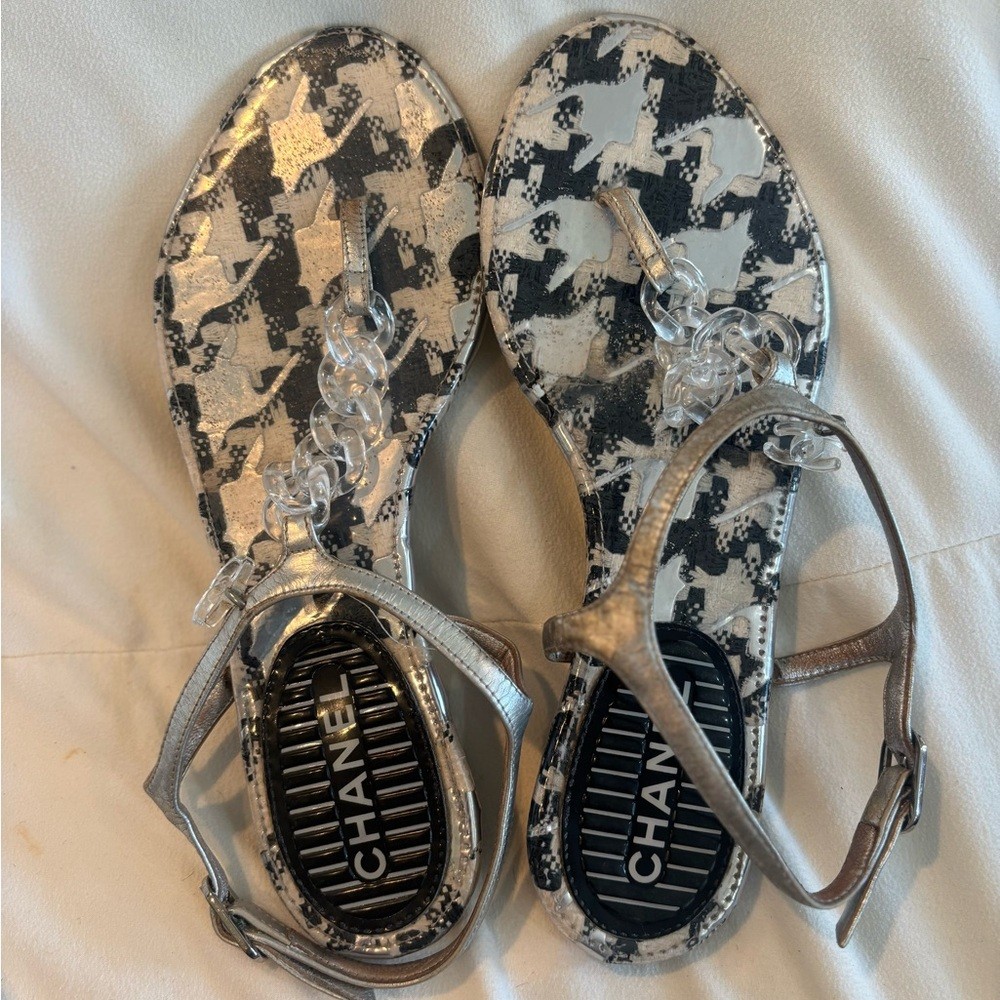 CHANEL Silver T-Strap Sandals with Clear Lucite Chain , Size 35