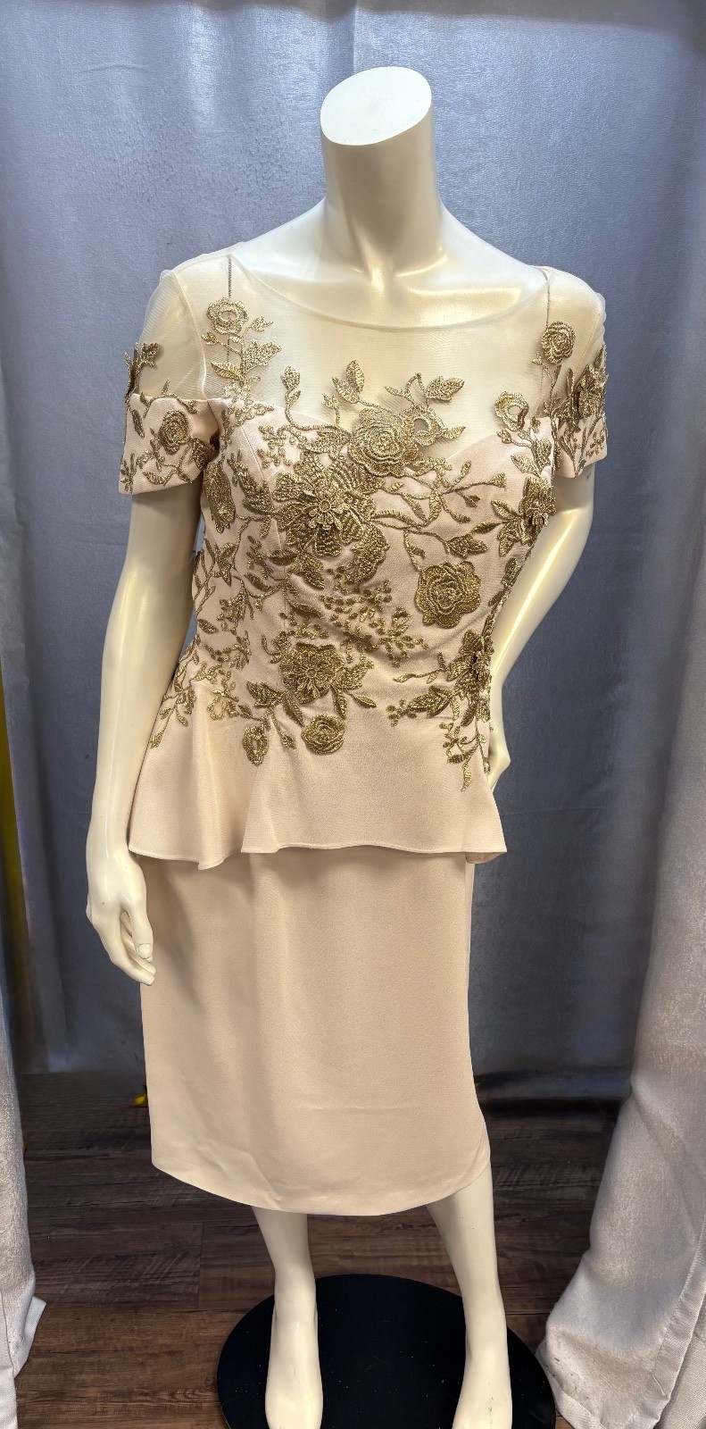 Alexander by Daymour Couture 567 Cocktail Dress Size 10 in New Champagne