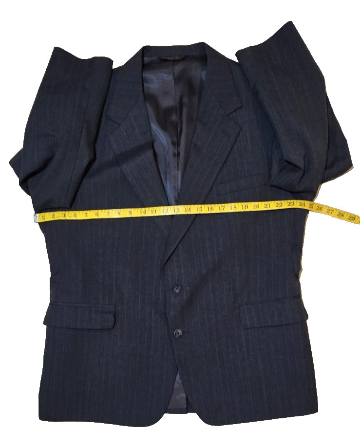 LaCrosse Larsón Florine Mens 48R 42×29+ 2 Pc Charcoal Pinstripe Suit USA Vintage