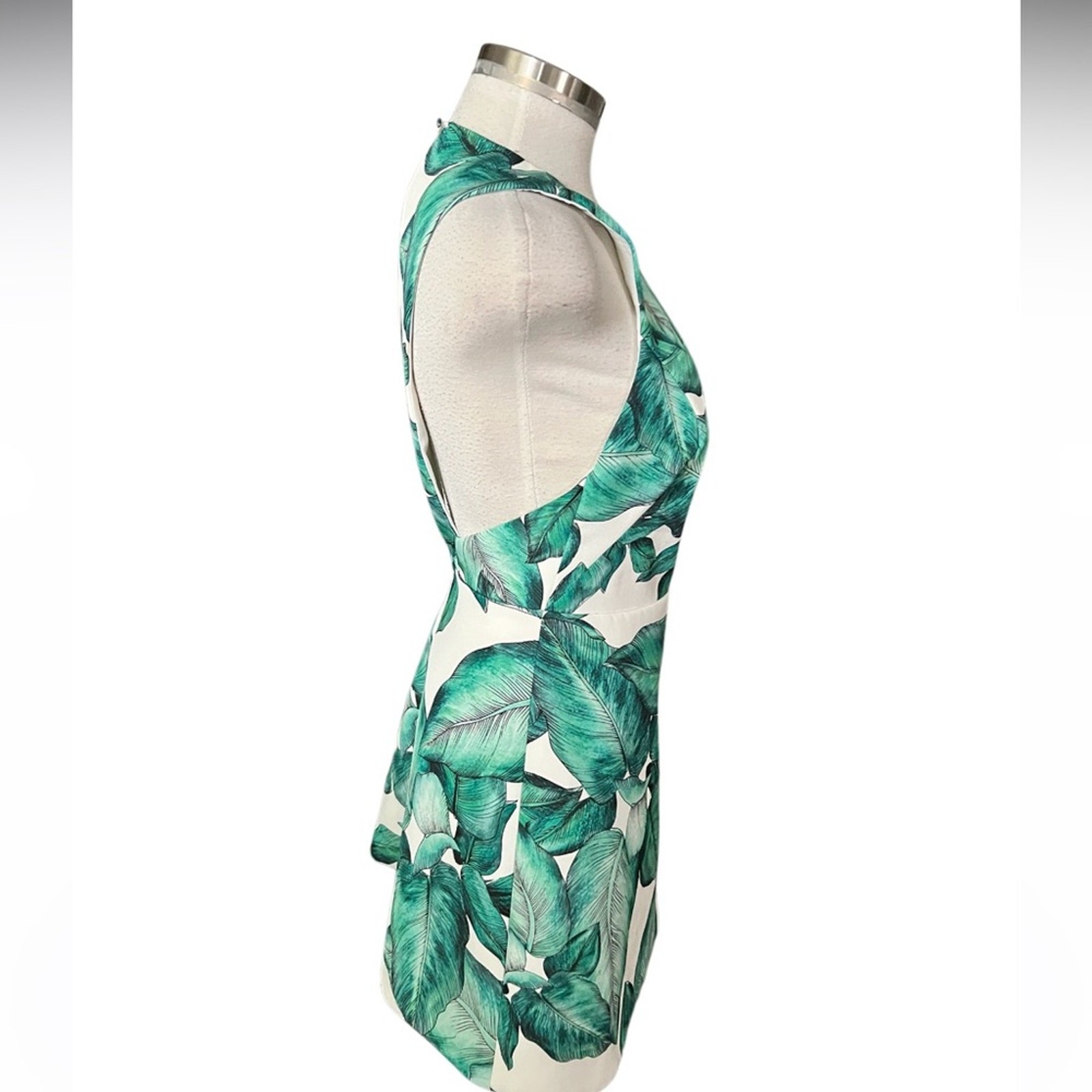 C/MEO COLLECTIVE Floral Slit Back Mini Tea Dress (CAMEO COLLECTIVE) Size Small