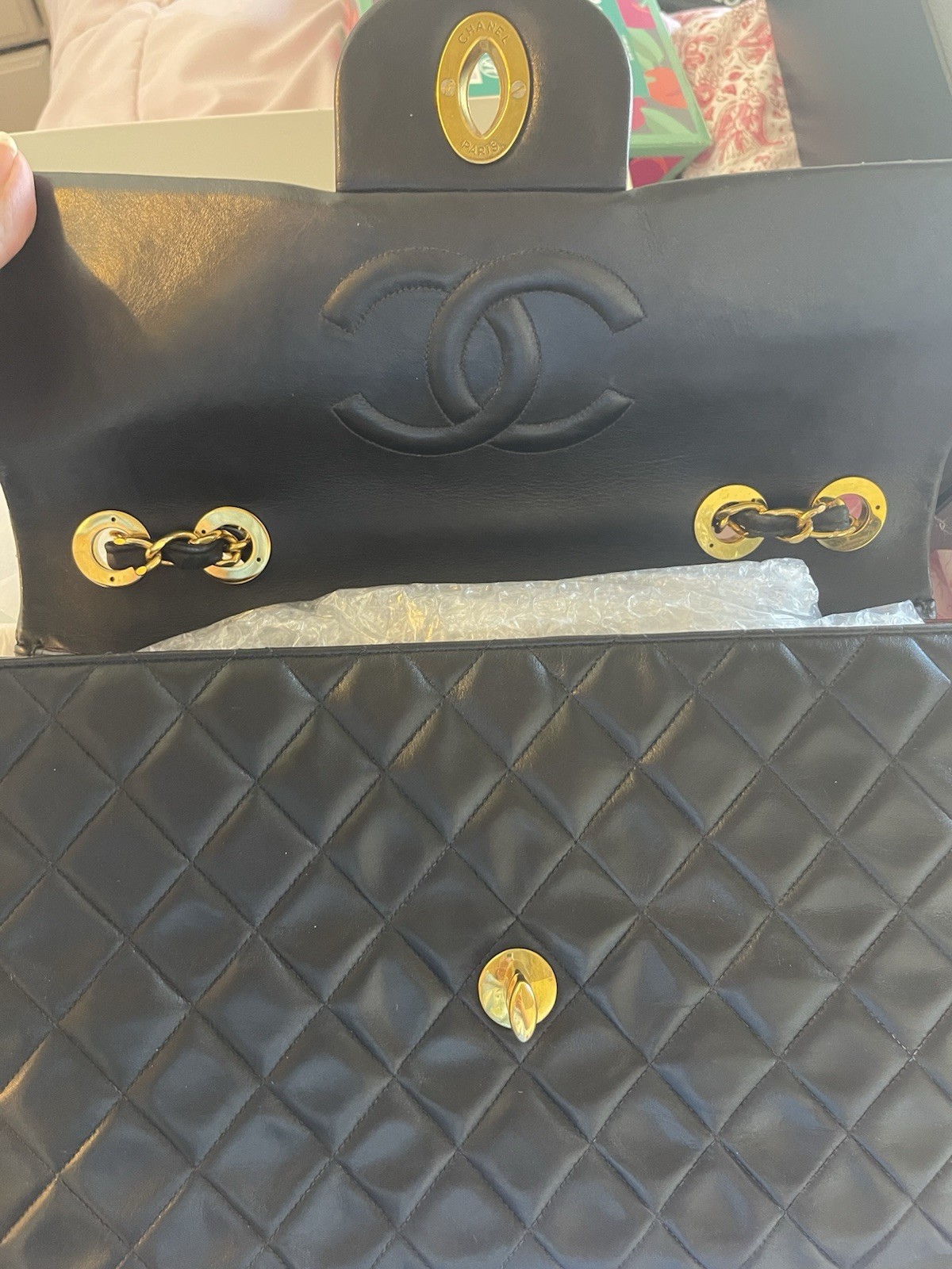 CHANEL Black Quilted Classic Flap Shoulder Bag CC Turn-Lock Gold Hardware