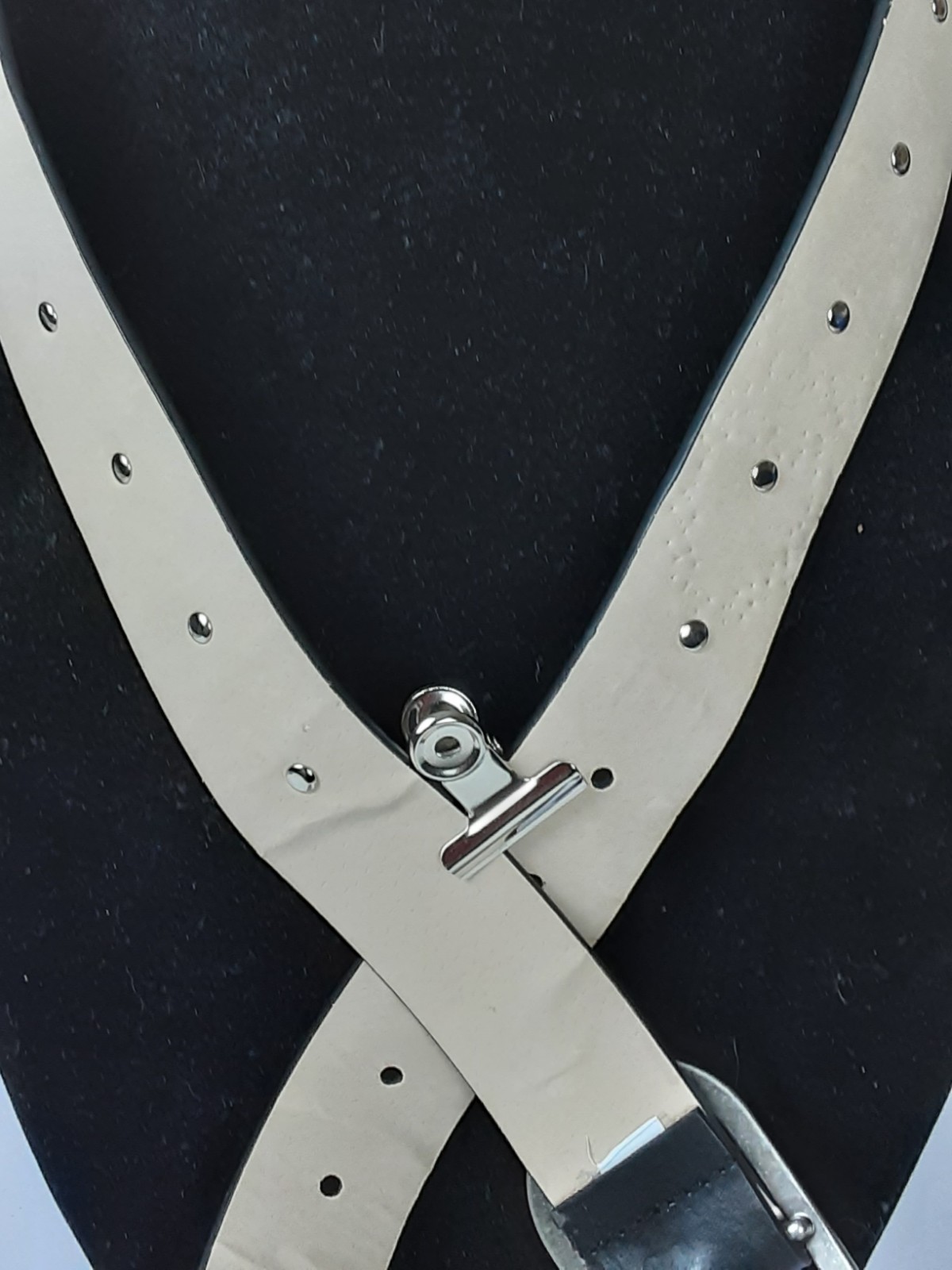 No Brand L-XL Black W/Gems & Studs Design 1.5″ Wide 44.5″ End To End Silver Hwd