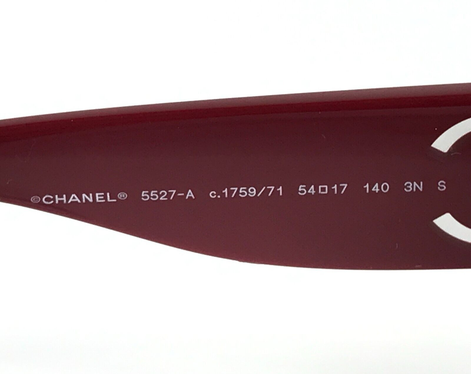 Chanel Sunglasses 5527-A c.1759/71 Burgundy Asian Fit Frame Gray Gradient Lenses