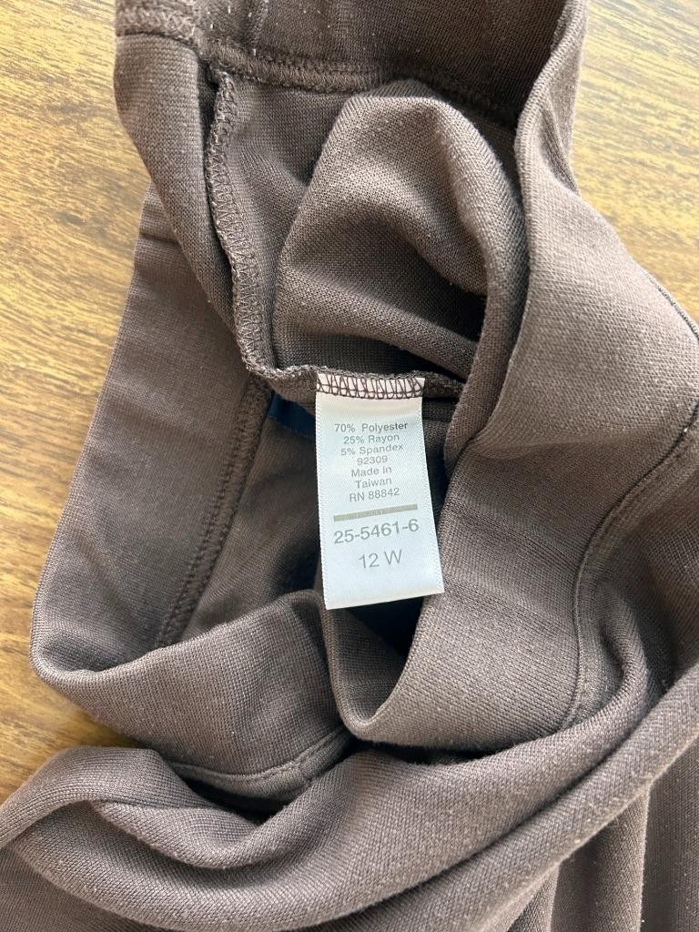 Denim 24/7 pants size 12W M 30″ inseam brown stretch knit fabric pull on