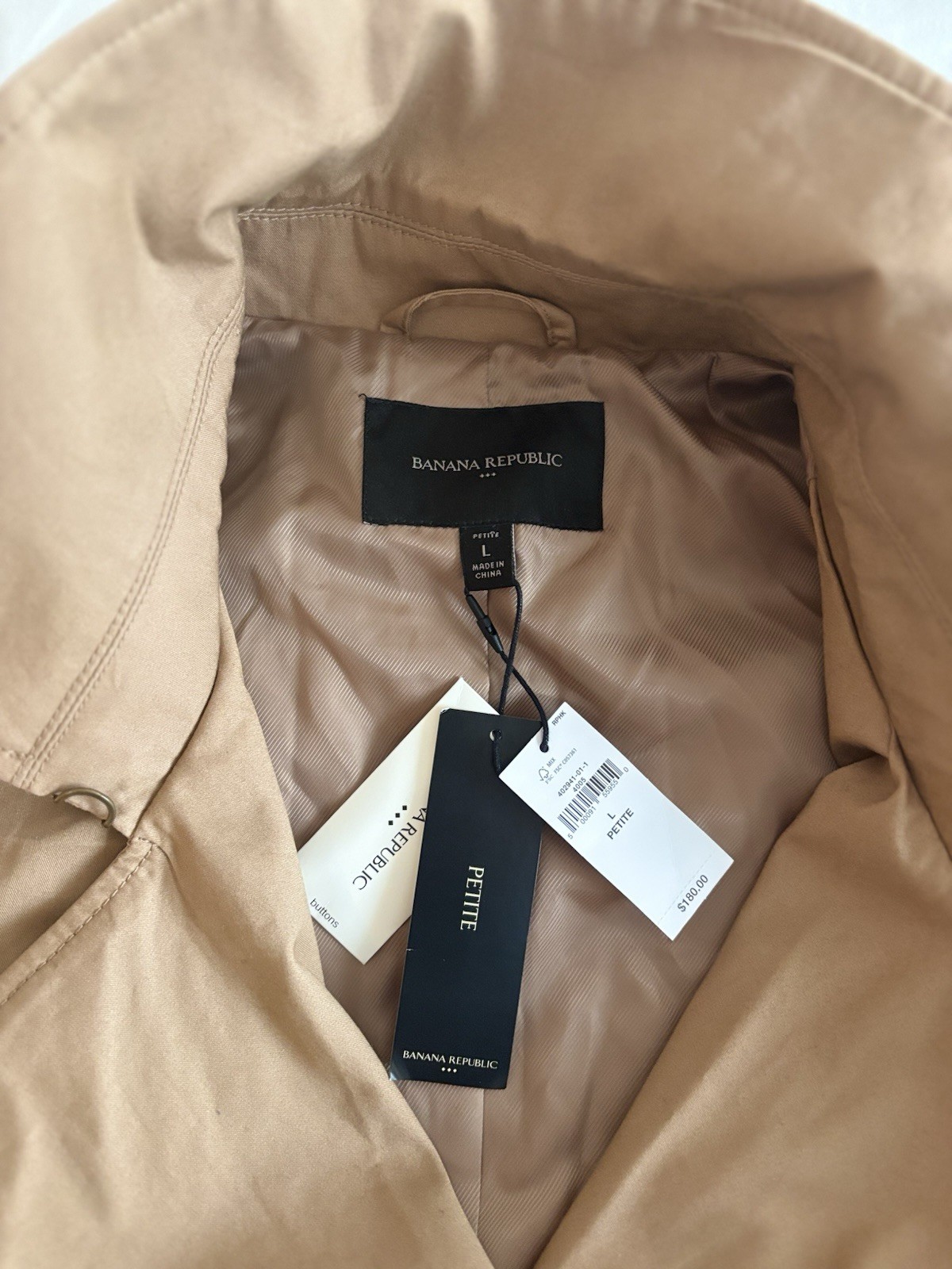 NWT BANANA REPUBLIC SIZE -LARGE PETITE- LONG TWILL TRENCH COAT IN CLASSIC CAMEL!
