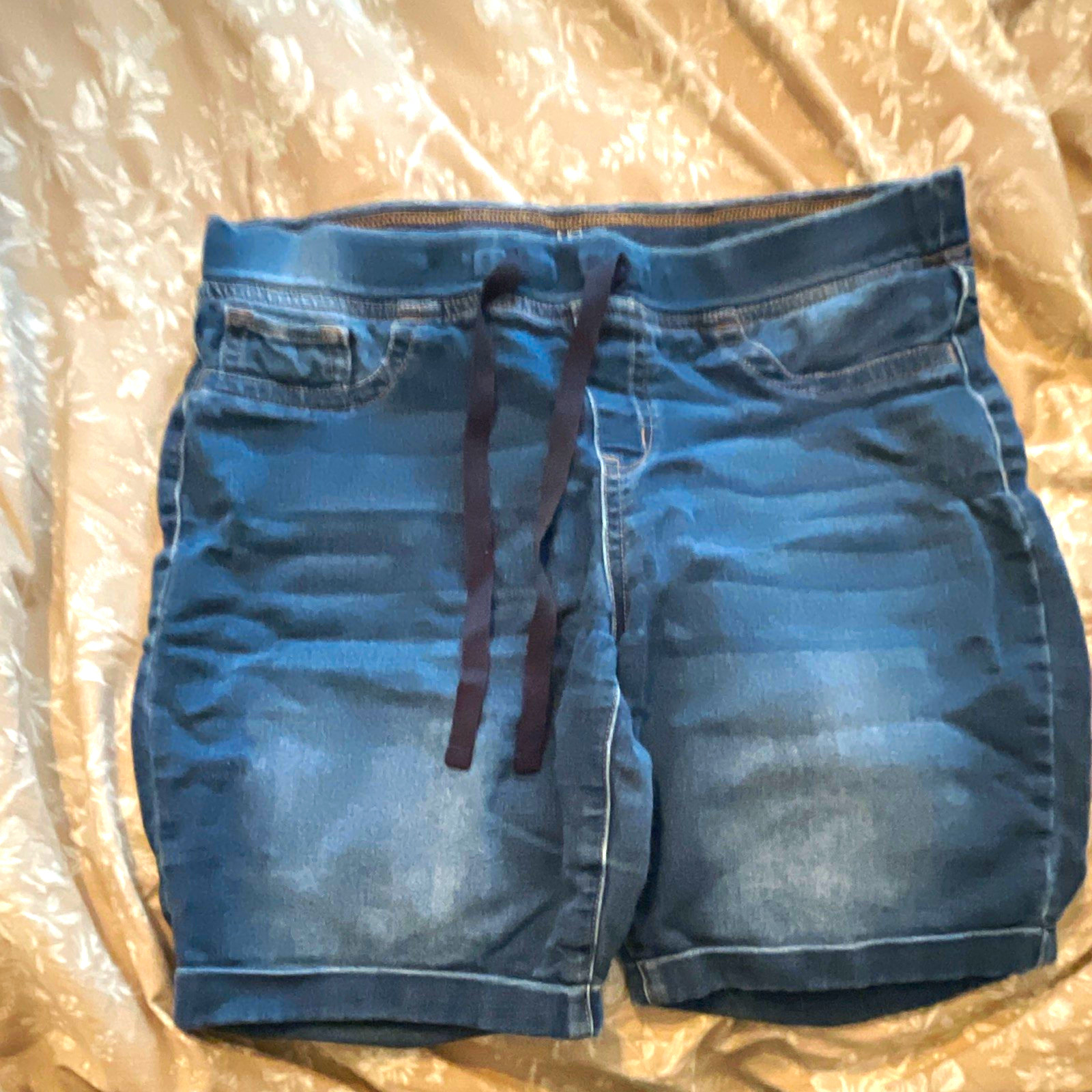 No Boundaries Girls Mid Rise Blue Denim Shorts L/G 11-13 Elastic Waist Pockets