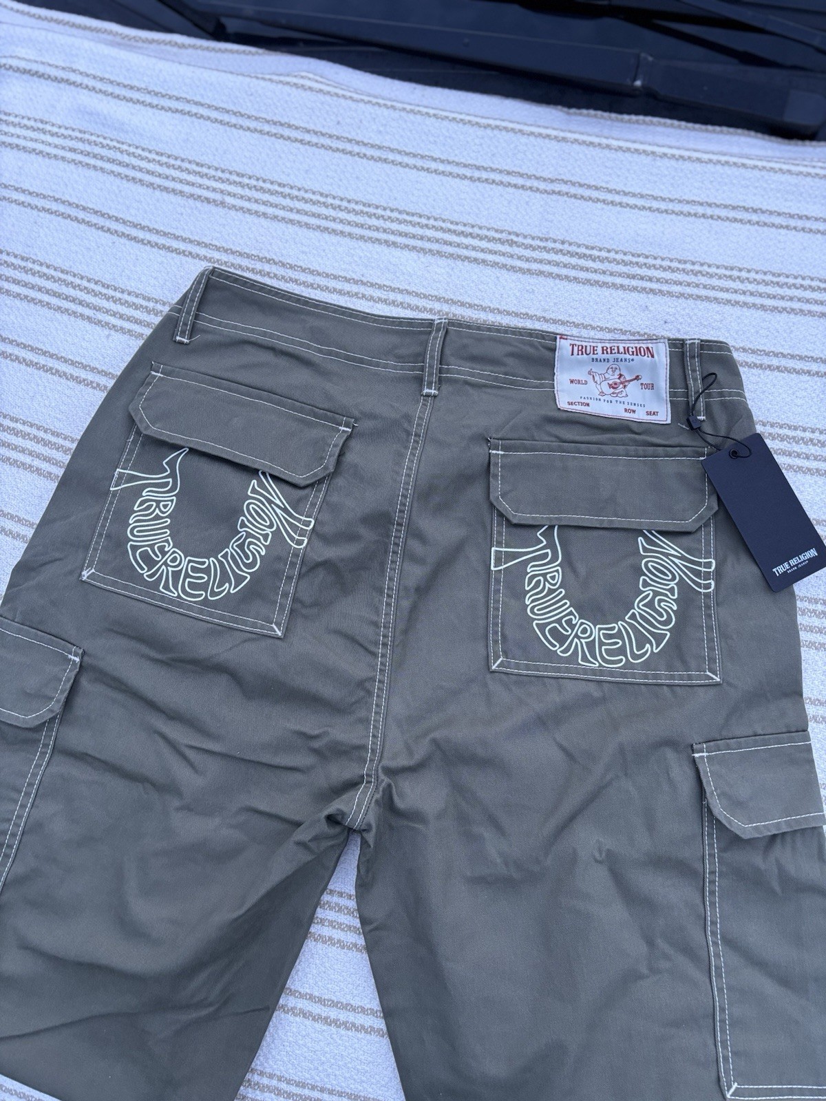 True Religion Men’s Cargo Pants Size 30×32 Kalamata Green Retail $169 NEW