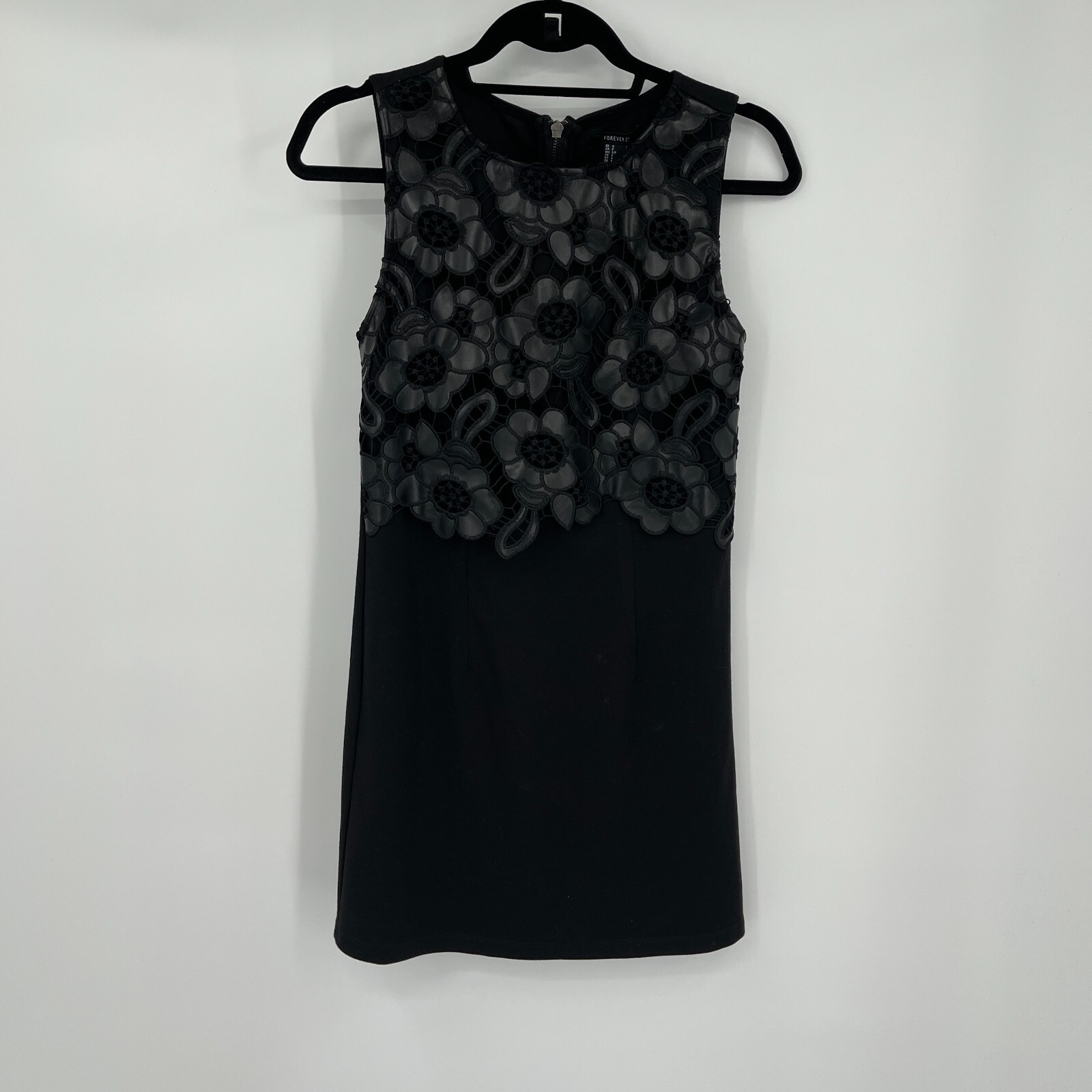 Forever 21 Womens Dress Small Black Sleeveless Floral Casual Party Cocktail New