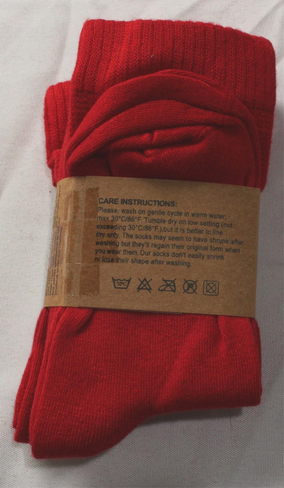Hugh Ugoli Women’s Bamboo-Blend Regular Dress Crew Socks 3-Pack CN6 Red