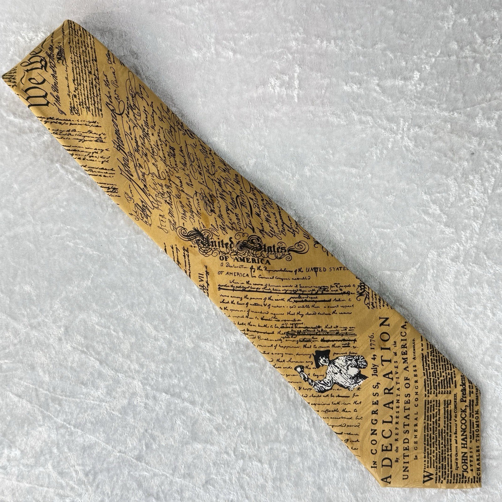 Museum Artifacts 100% Silk Tie, Declaration, Constitution, Patriot Raising Alarm