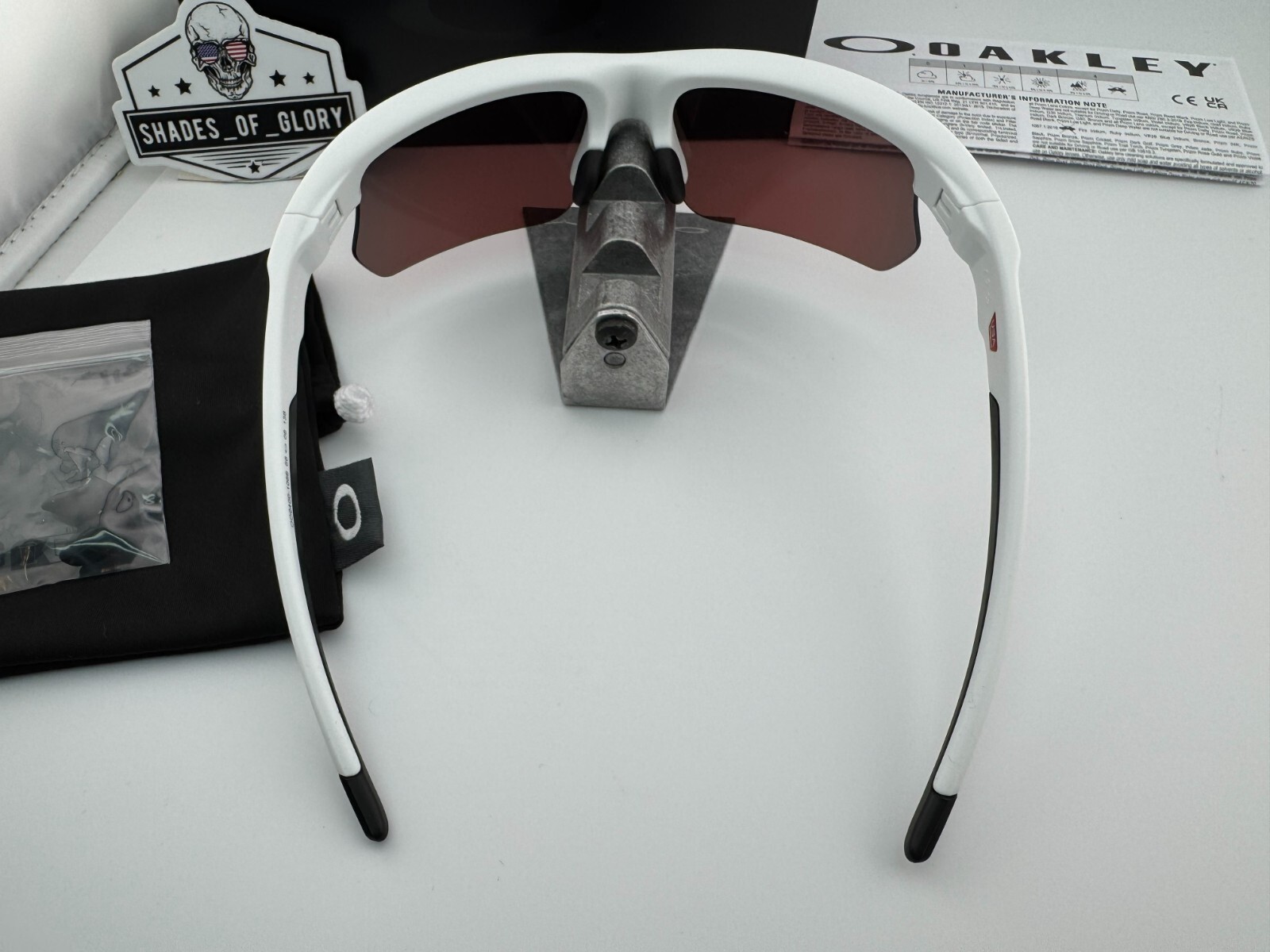 OAKLEY BISPHAERA MATTE WHITE WITH PRIZM FIELD SUNGLASSES OO9400-10 AUTHENTIC NEW
