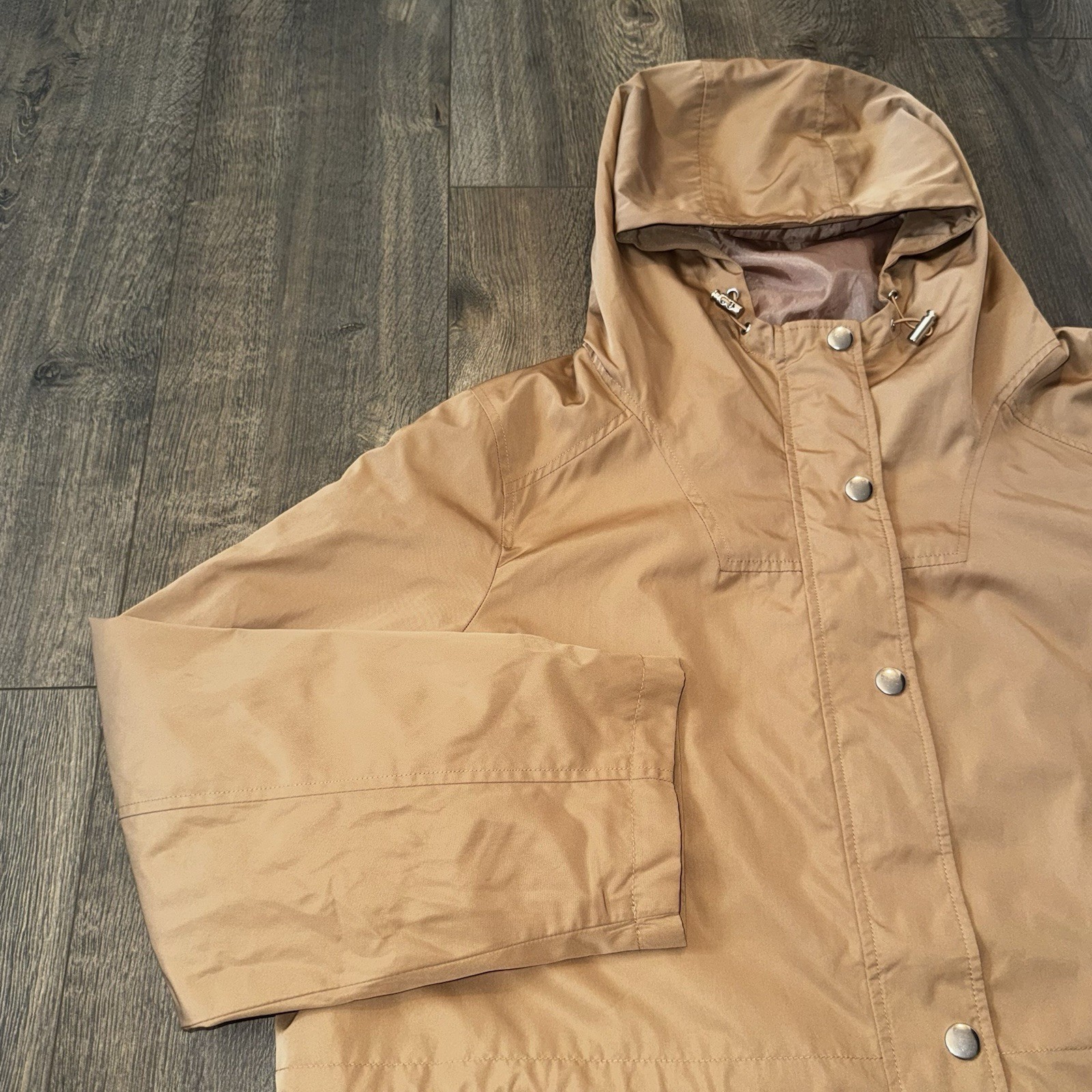 Time&Tru Women’s 1X Hooded Utility Jacket Zipup Button Hooded Khaki Windbreaker