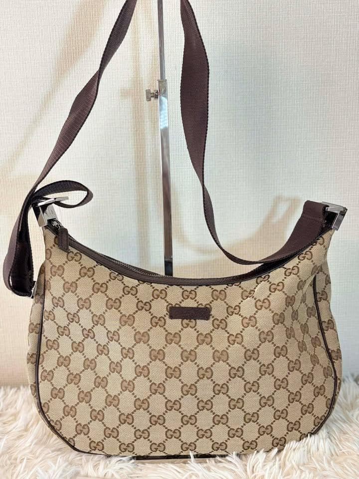Gucci Half Moon Shoulder Bag Gift Present 0607b