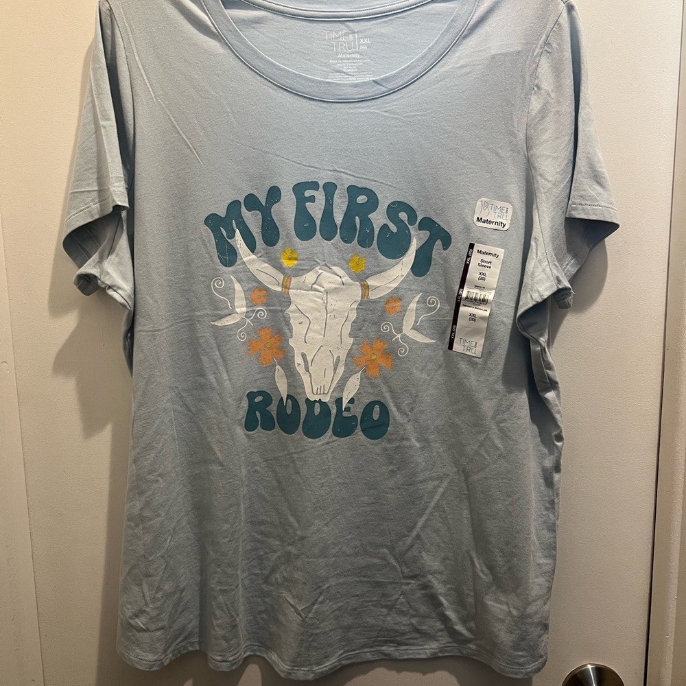 Time and Tru Women’s Maternity Graphic Tee with Short Sleeves