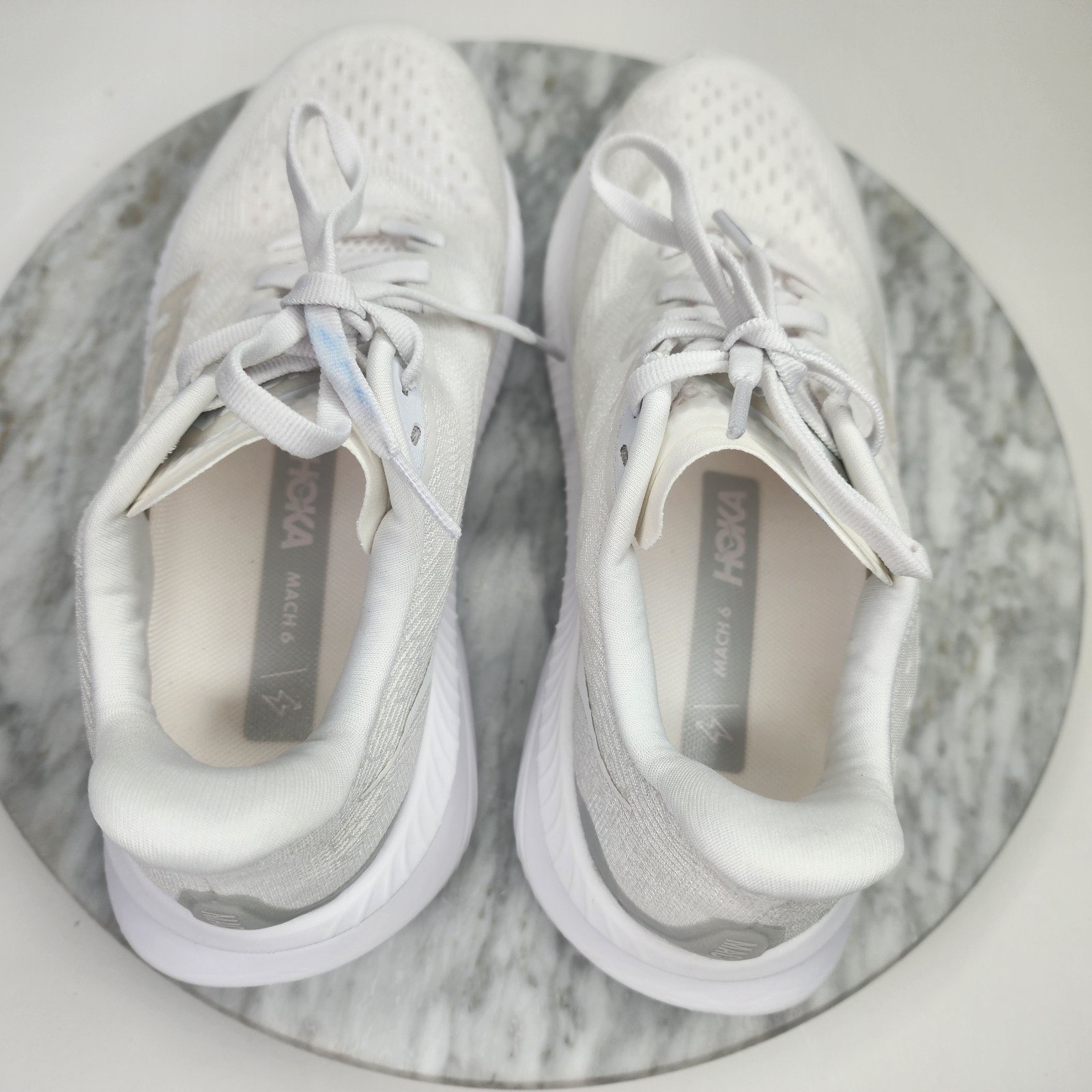 Hoka One One Mach 6 Triple White Running Shoe’s Women’s Size 7D 1147834WWH