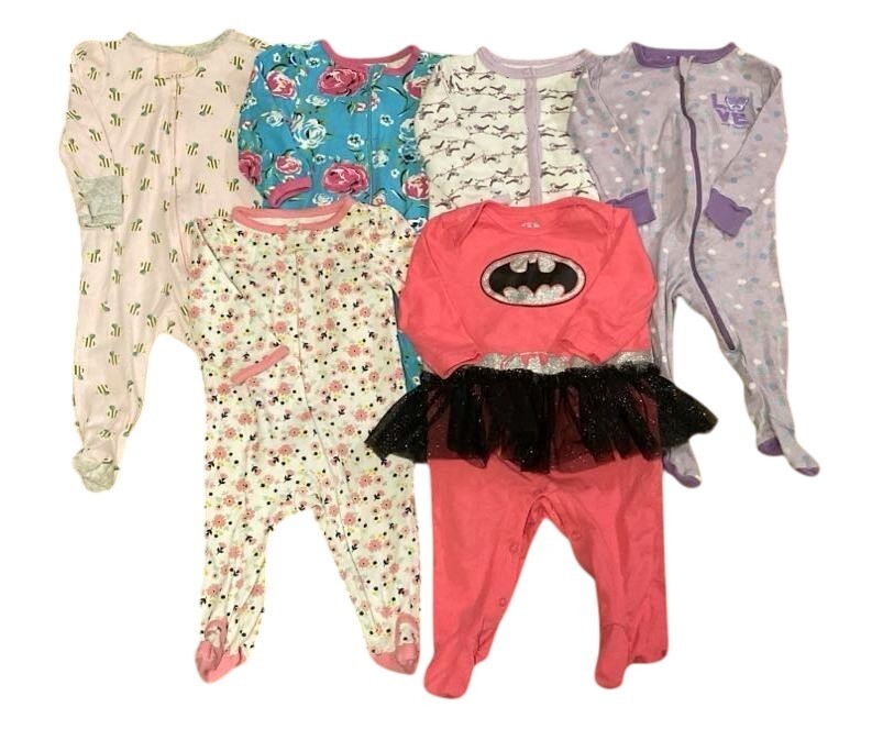 Baby Girl Sleeper Lot 3-6 months Carters Buster Brown Batman Floral …