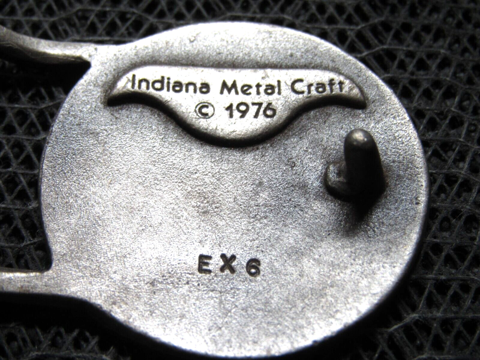 SMALL ABSTRACT OLD WORLD COMPASS DESIGN HIPPIE BELT BUCKLE! VINTAGE! RARE! IMC!