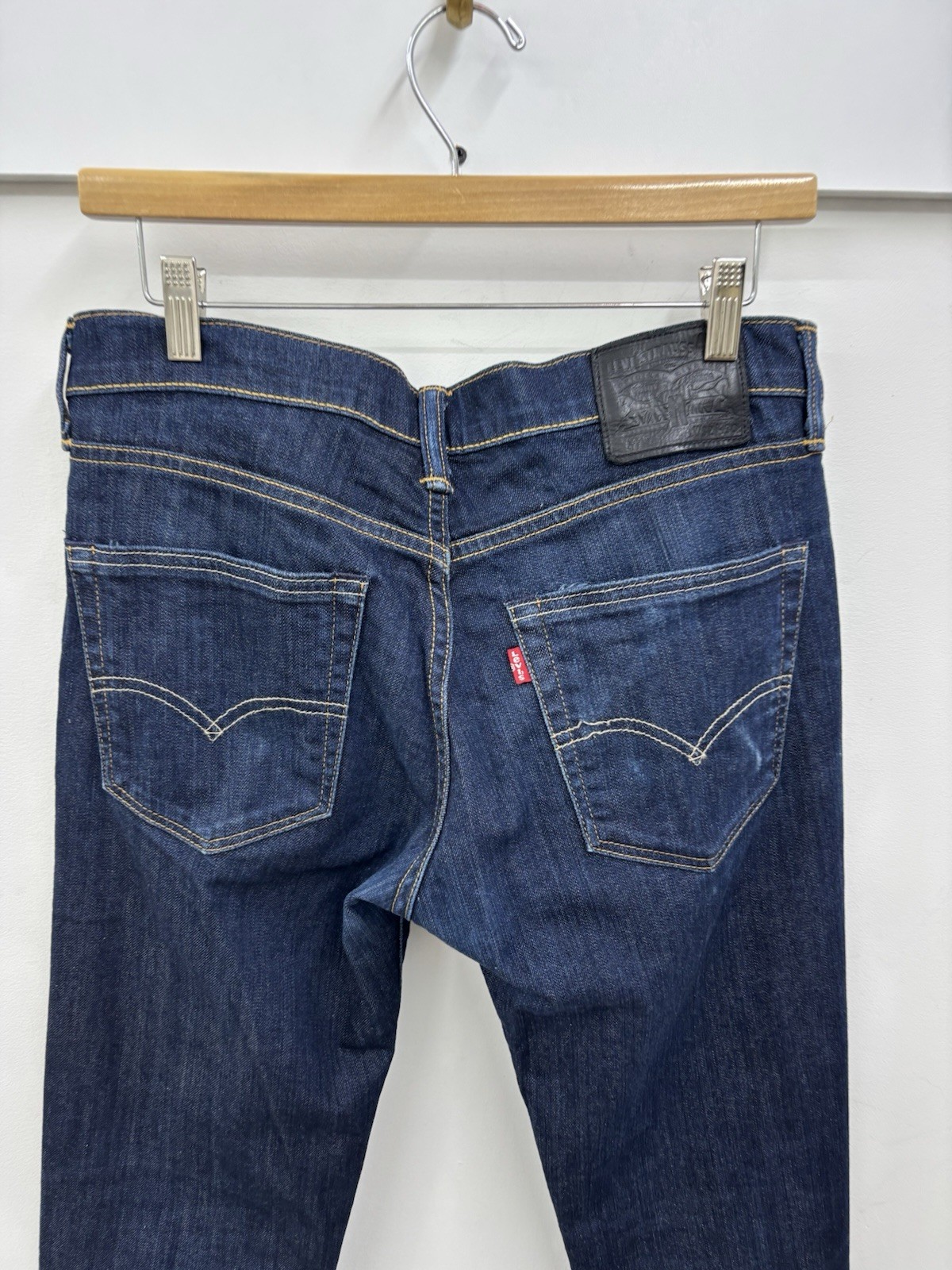Levi’s 511 Denim Dark Wash Slim Fit Men’s Jeans Size 33×30