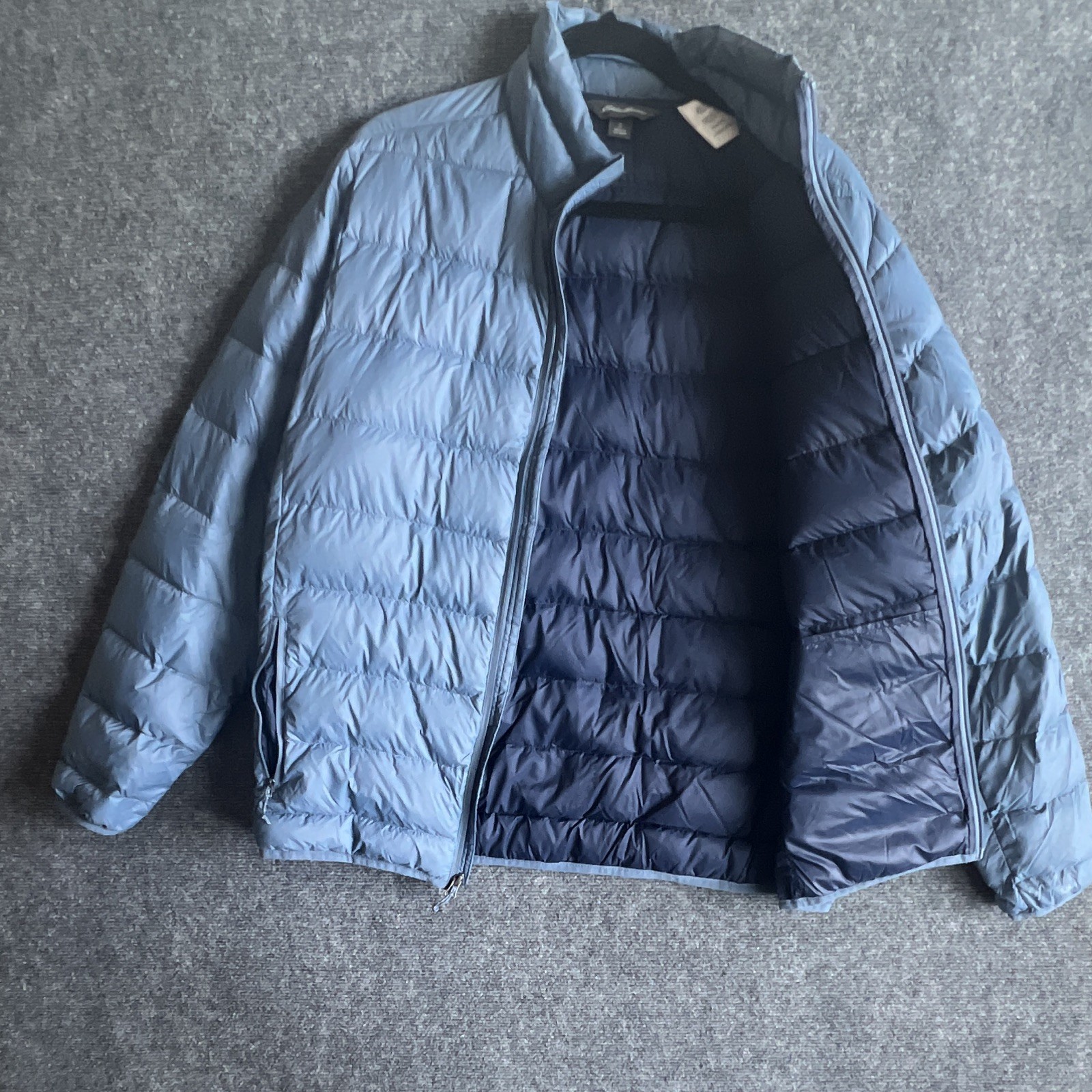 Eddie Bauer Men’s Blue Down Puffer Jacket M Full Zip Stand-Up Collar Pockets