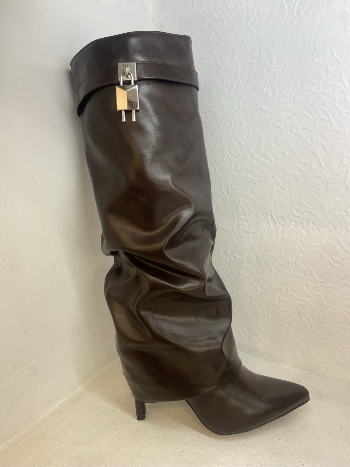 women’s high heel boots numbers available 37-38-39-40-41